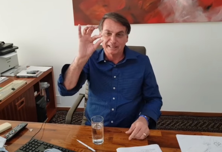 波索納洛表示自己服用羥氯奎寧，感覺很好。（翻攝自Jair Bolsonaro臉書）