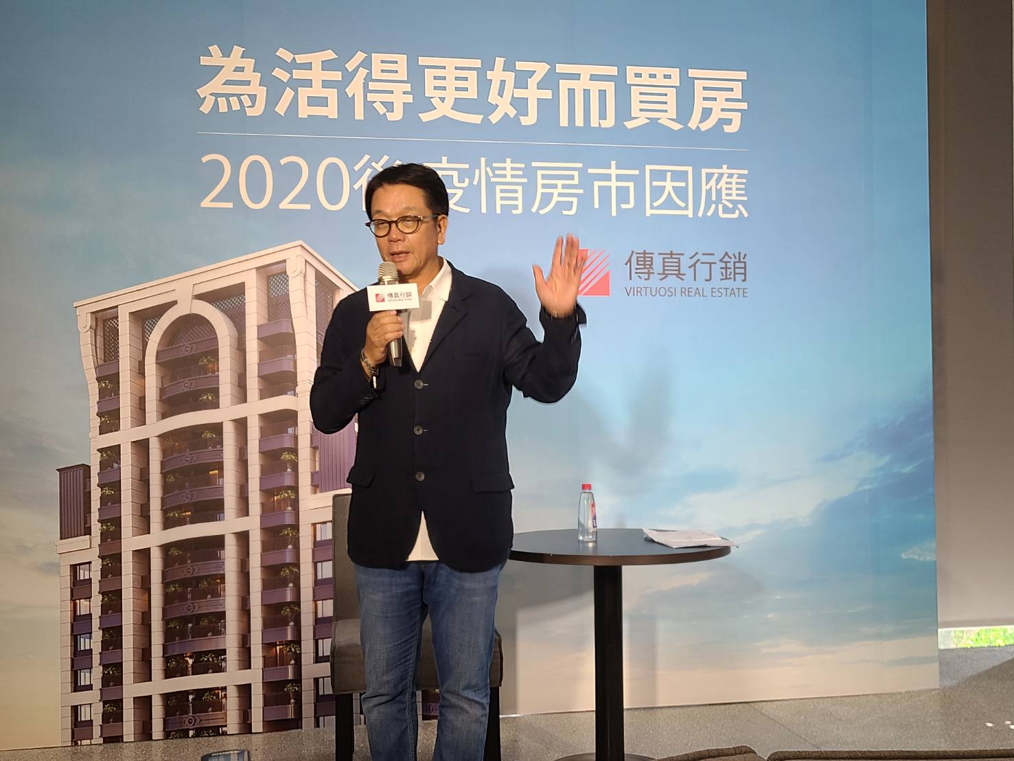 傳真行銷董事長王明成因連續速銷大同區的建案，有「大同王」的稱號，6月他帶領團隊再創紀錄，3週賣完「宏國大道城」CD二區共170戶。