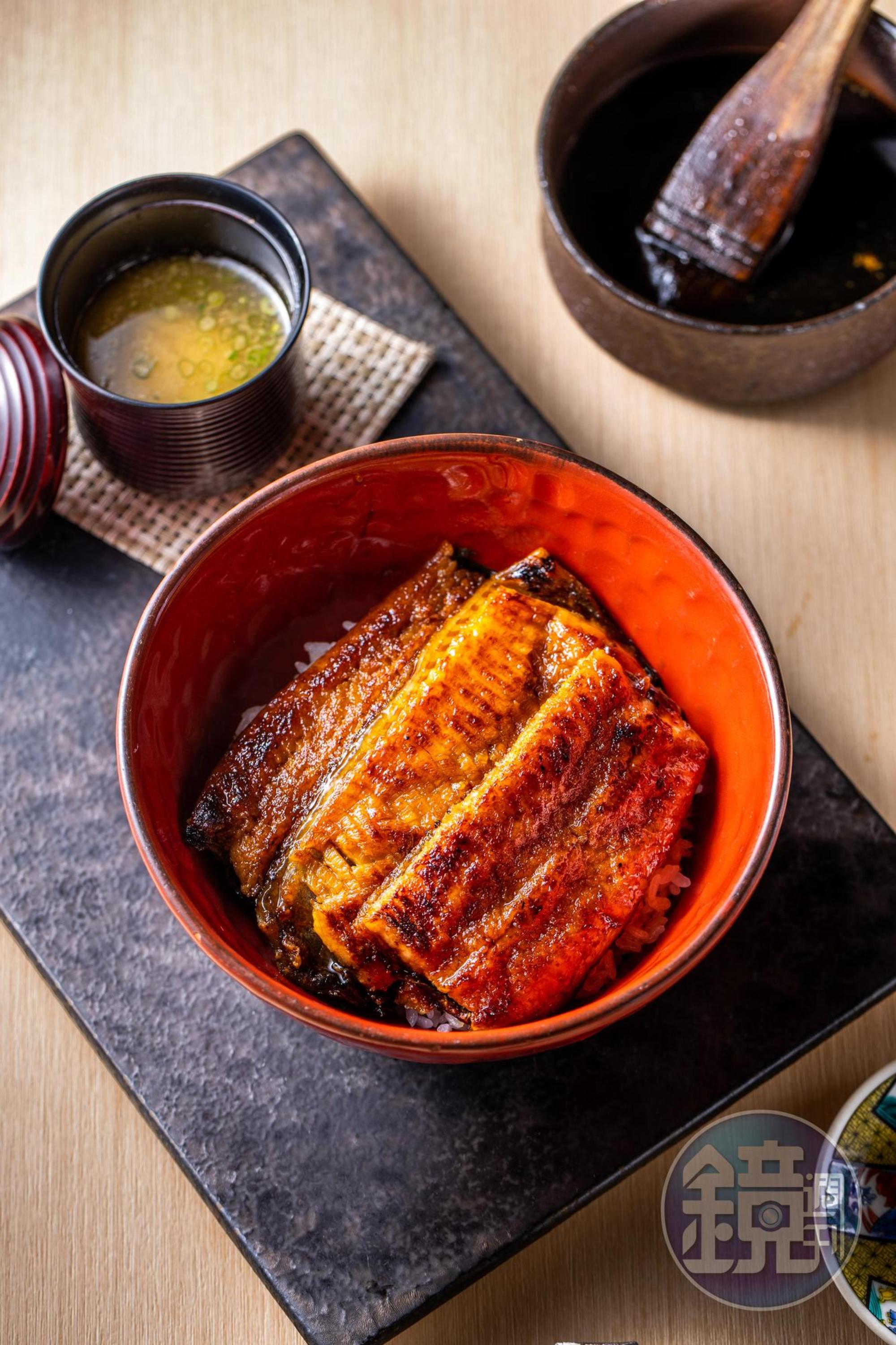 人氣料理「鰻魚飯」肉厚細緻，油脂豐富，香氣飽滿，連料理長都說吃了會感動。（晚間套餐5,000元／人起菜色）