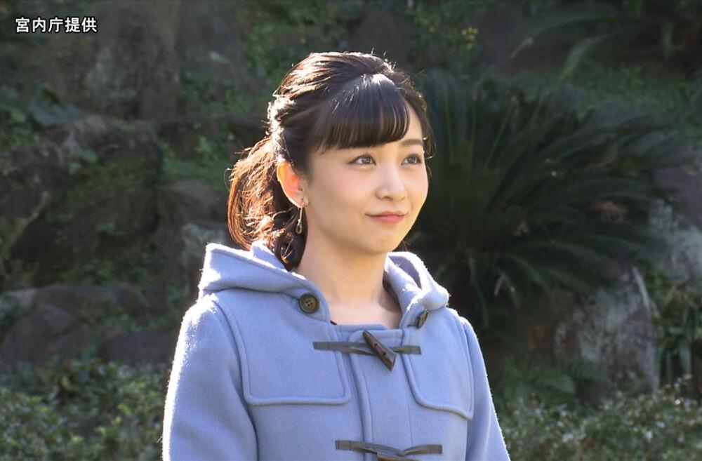 佳子公主外型甜美可人,高中畢業以來一舉一動都受到外界關注。(翻攝mokyunyu網站)