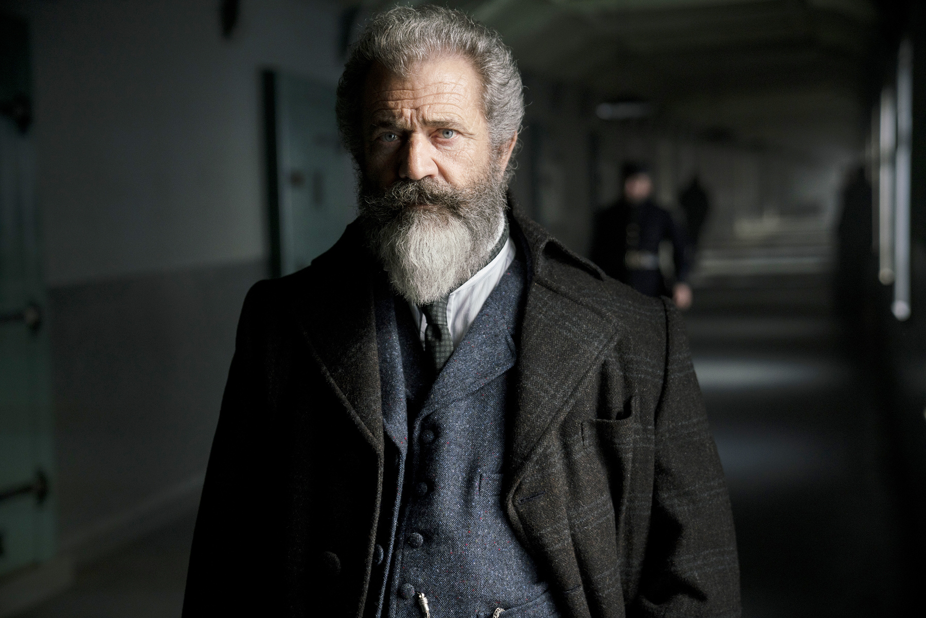 現年64歲的梅爾吉勃遜，已經鮮少在大銀幕上露臉，最近一次是去年上映的《牛津解密》。（采昌國際提供）