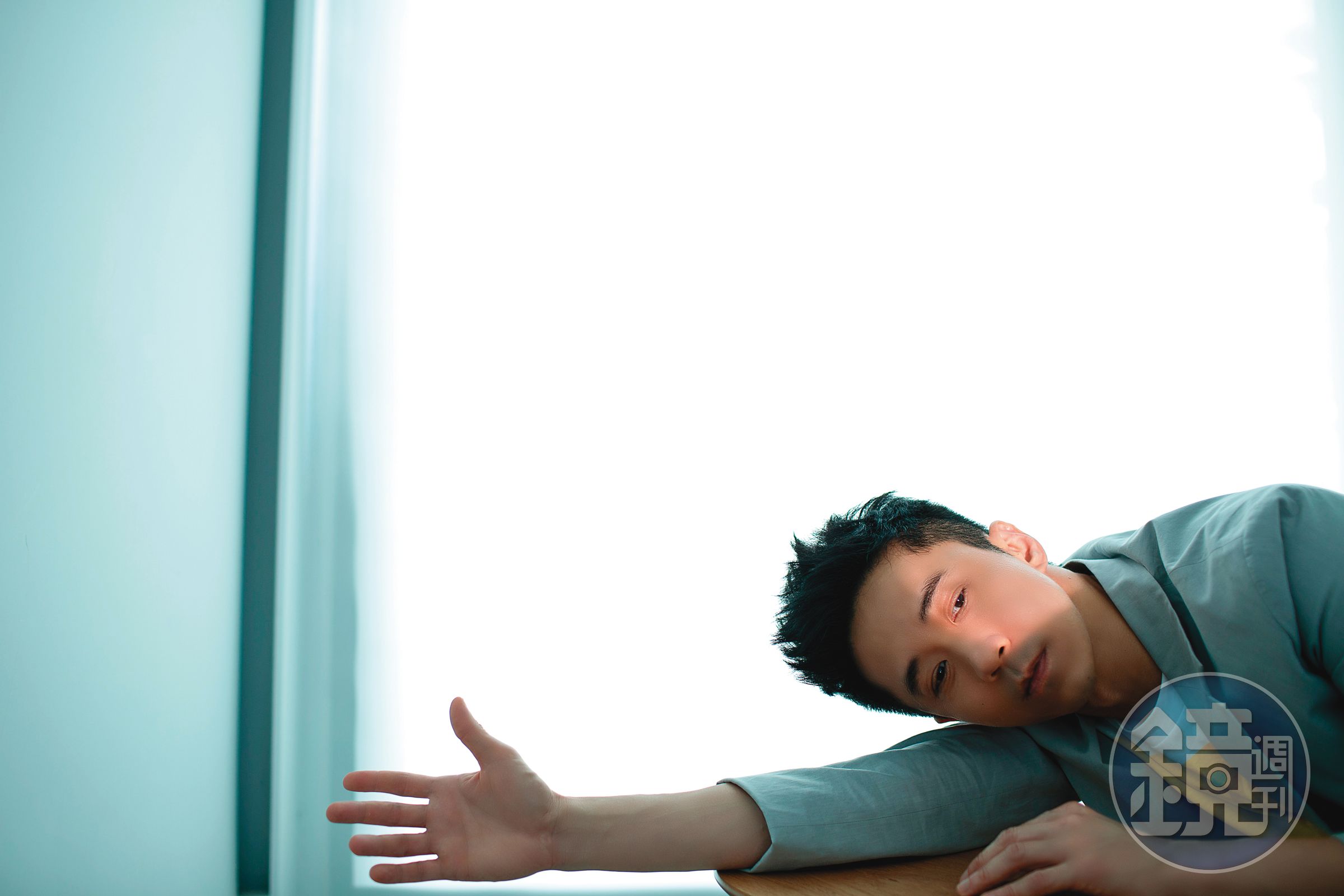 光良跟家人感情很好，2個哥哥的兒子都會跟他談心。其中一個姪子想念國際學校，身為叔叔的他在經濟上支持。