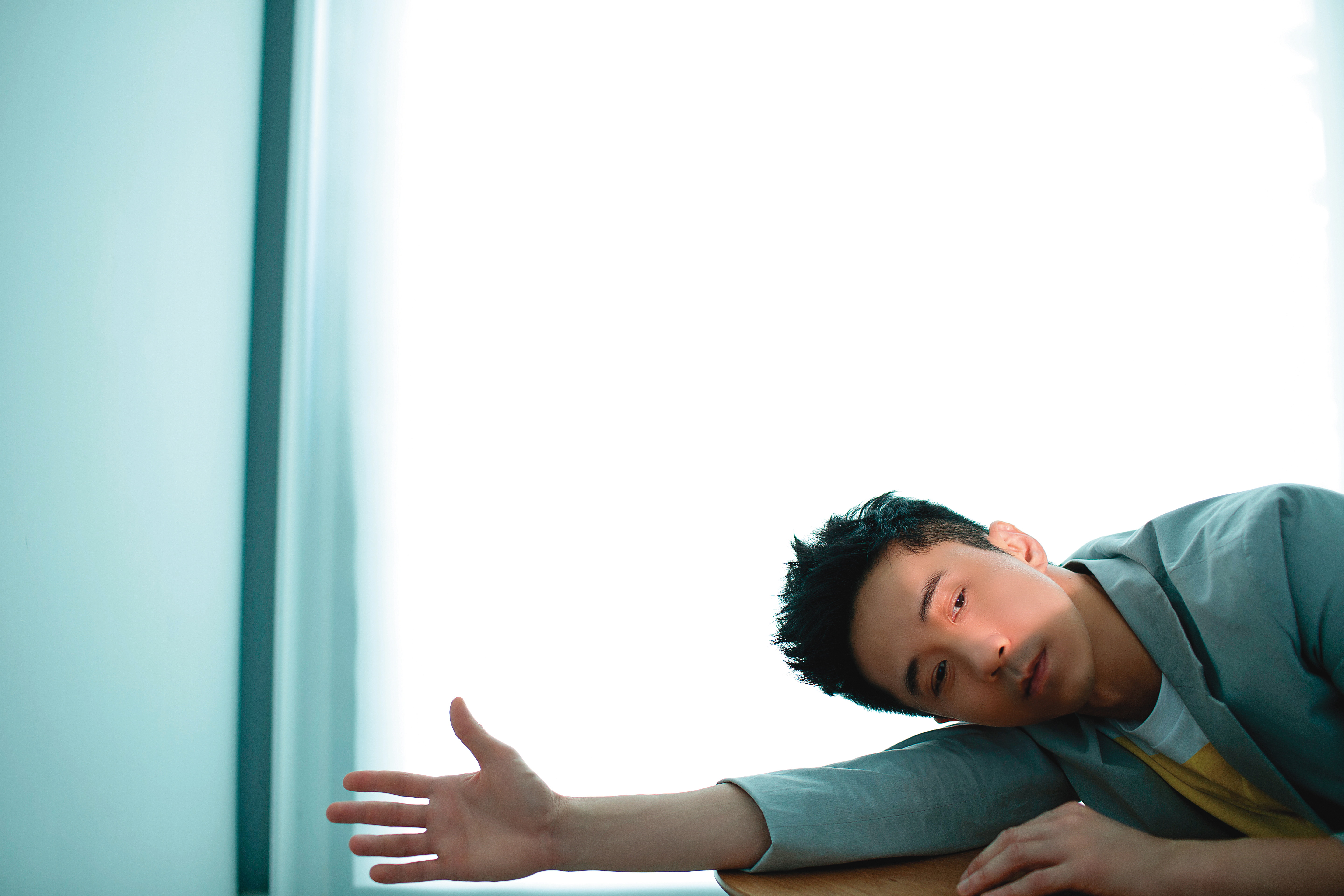 光良跟家人感情很好，2個哥哥的兒子都會跟他談心。其中一個姪子想念國際學校，身為叔叔的他在經濟上支持。