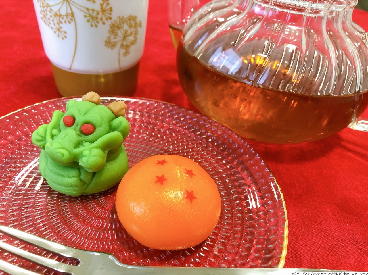 肥嘟嘟的神龍你捨得咬下去？（翻攝「BANDAI CANDY」官網）