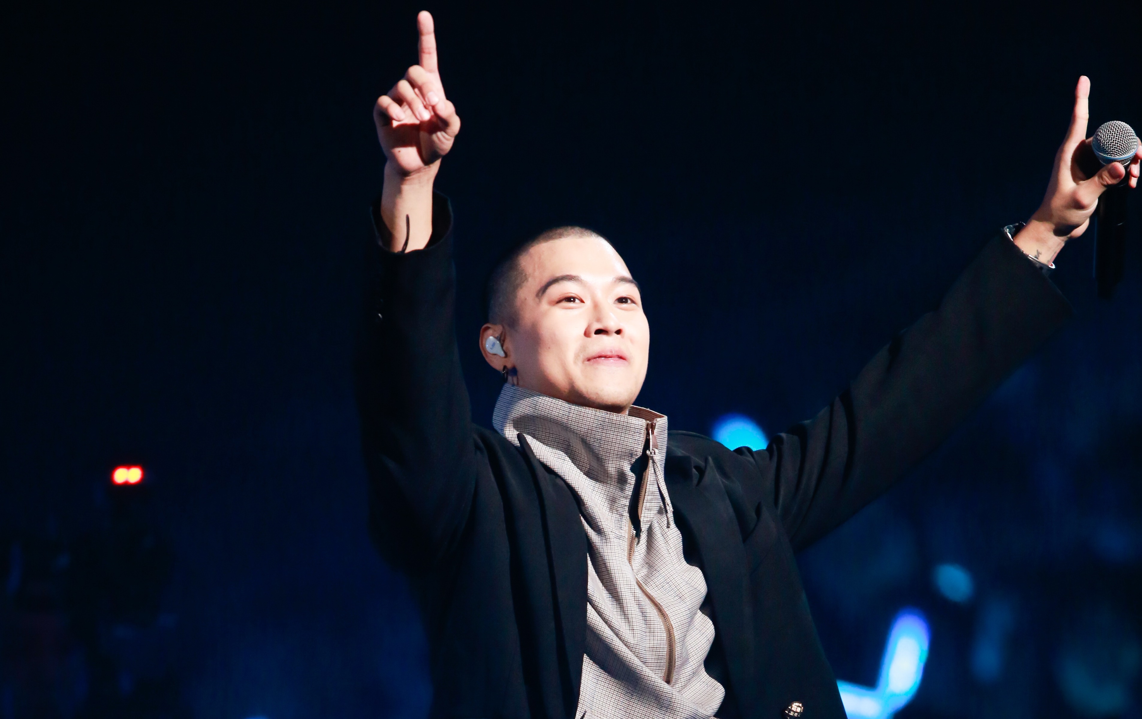 高爾宣出道不到兩年，快速爆紅，帥氣又具音樂實力，吸引許多粉絲崇拜。