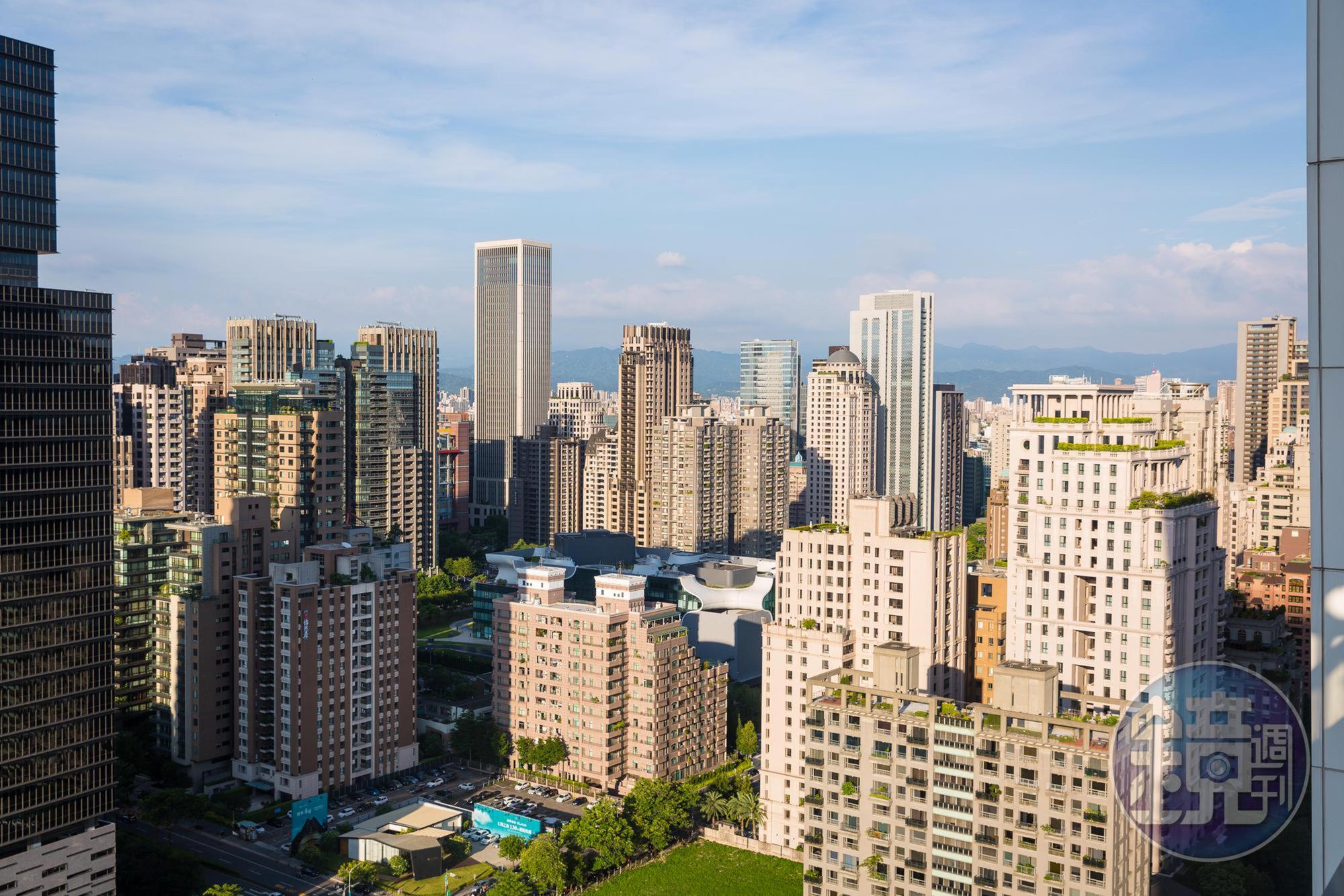 曾經1年賠3億元,鄭欽天仍能度過危機再推建案,靠的就是精準的帳目管控能力。