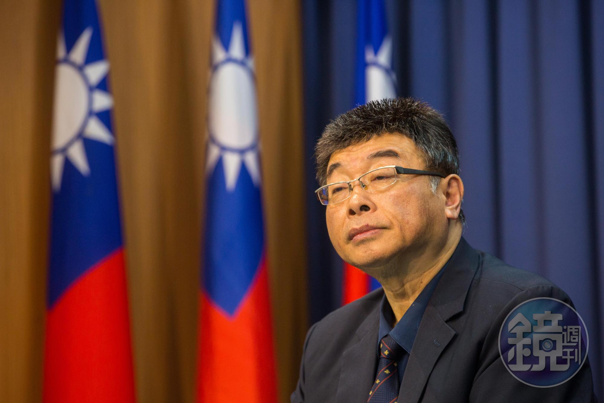 邱毅透過微博發文抒發心情,表示台灣統派不只不受台灣支持,現在還遭到中國知識分子和網友的攻擊奚落。(本刊資料照)