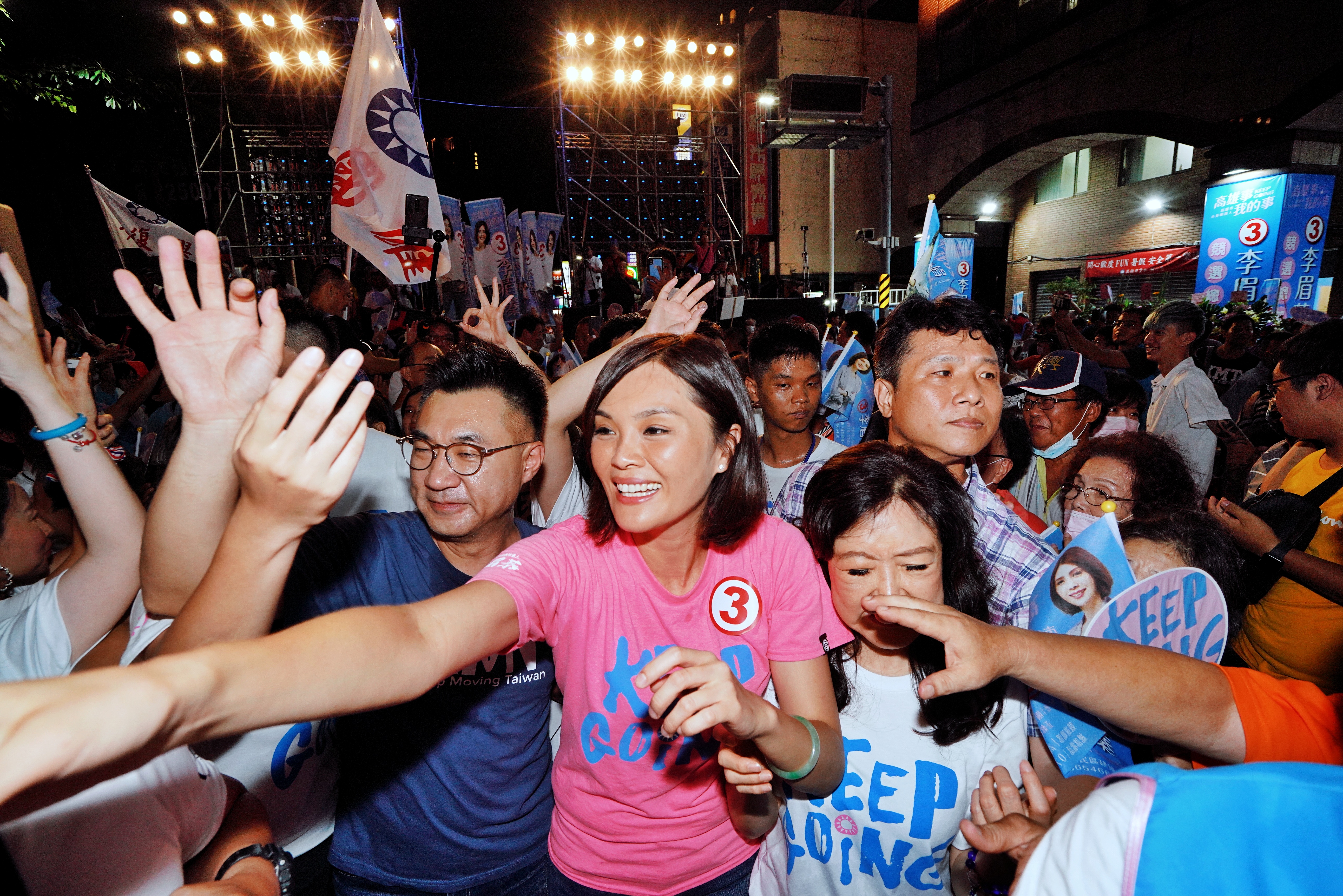 國民黨籍高雄市長補選參選人李眉蓁舉辦大型造勢活動。