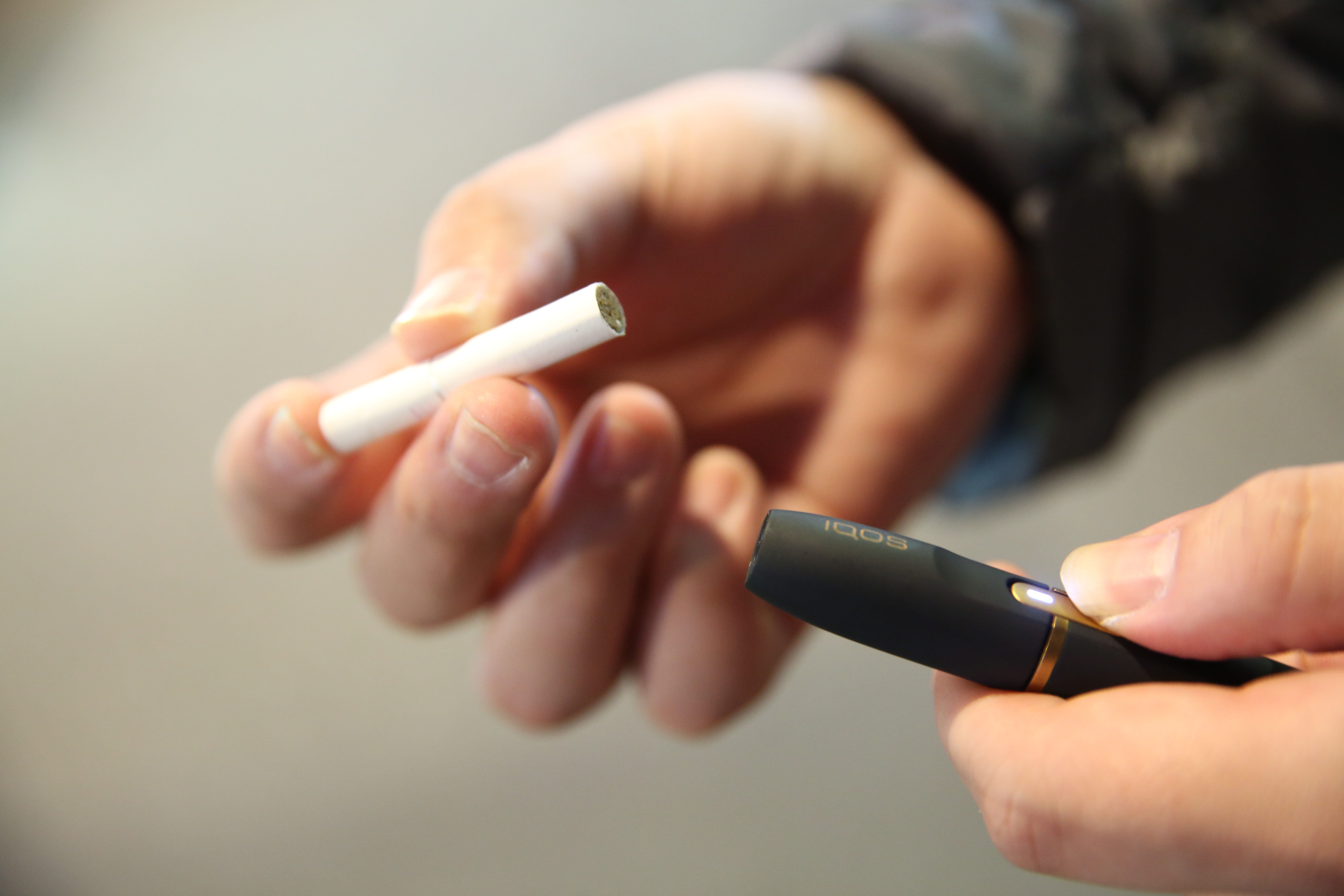 國健署平台預告《菸害防制法》修正草案，將於明日（7月28日）結束，關於新形態菸品如何納管則持續引來各方議論。論。