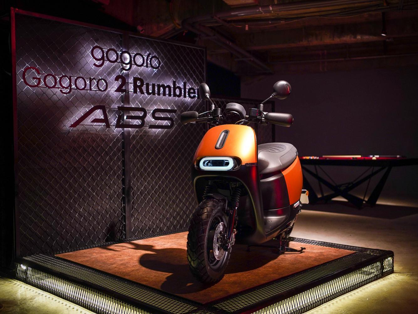 Gogoro 2 Rumbler ABS 在制動力部份，搭載重車等級的 Bosch ABS 10 雙迴路煞車系統。
