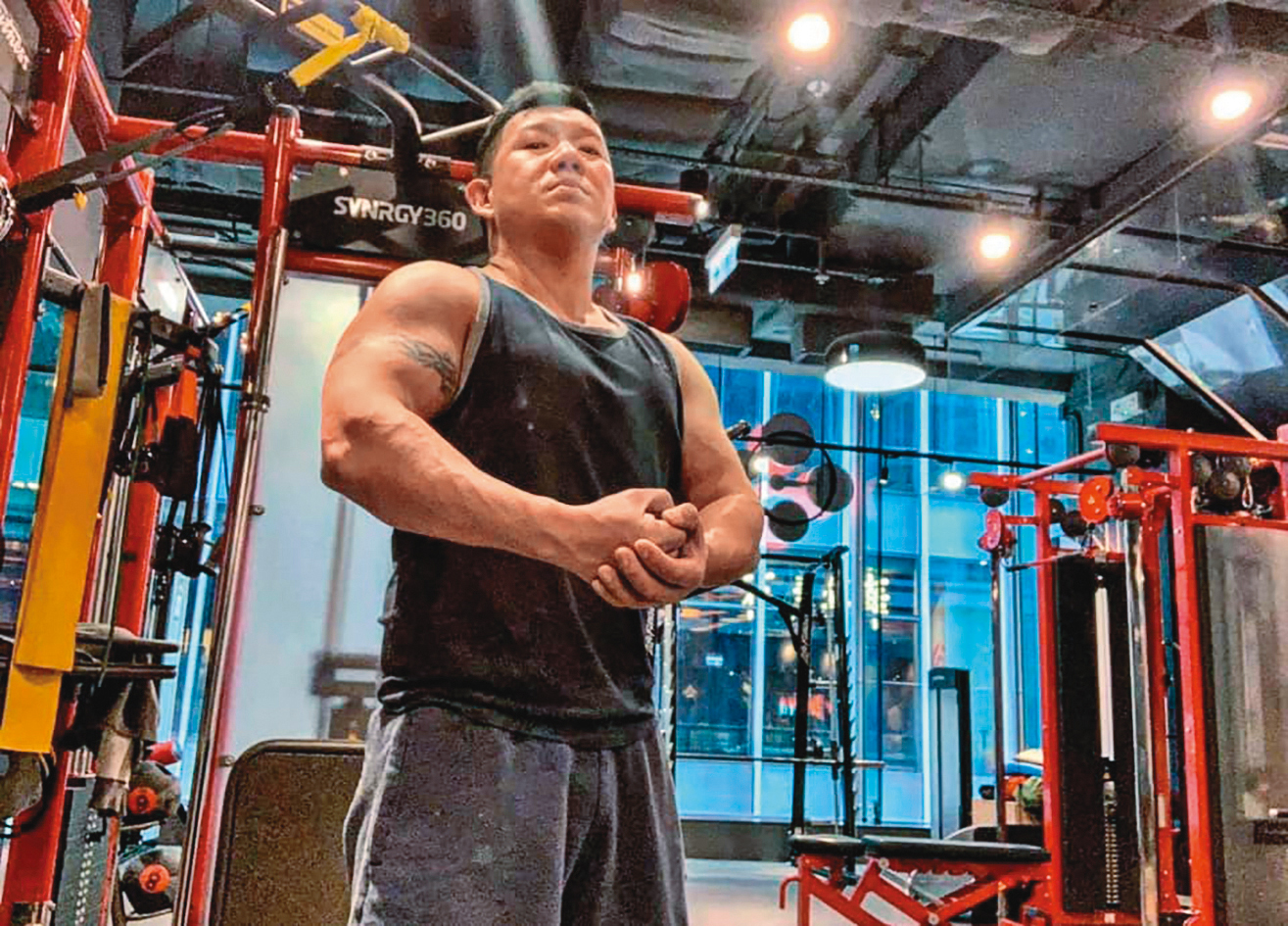 杜汶澤曾經被稱「肥佬」，健身之後身形大變。（翻攝自杜汶澤臉書）