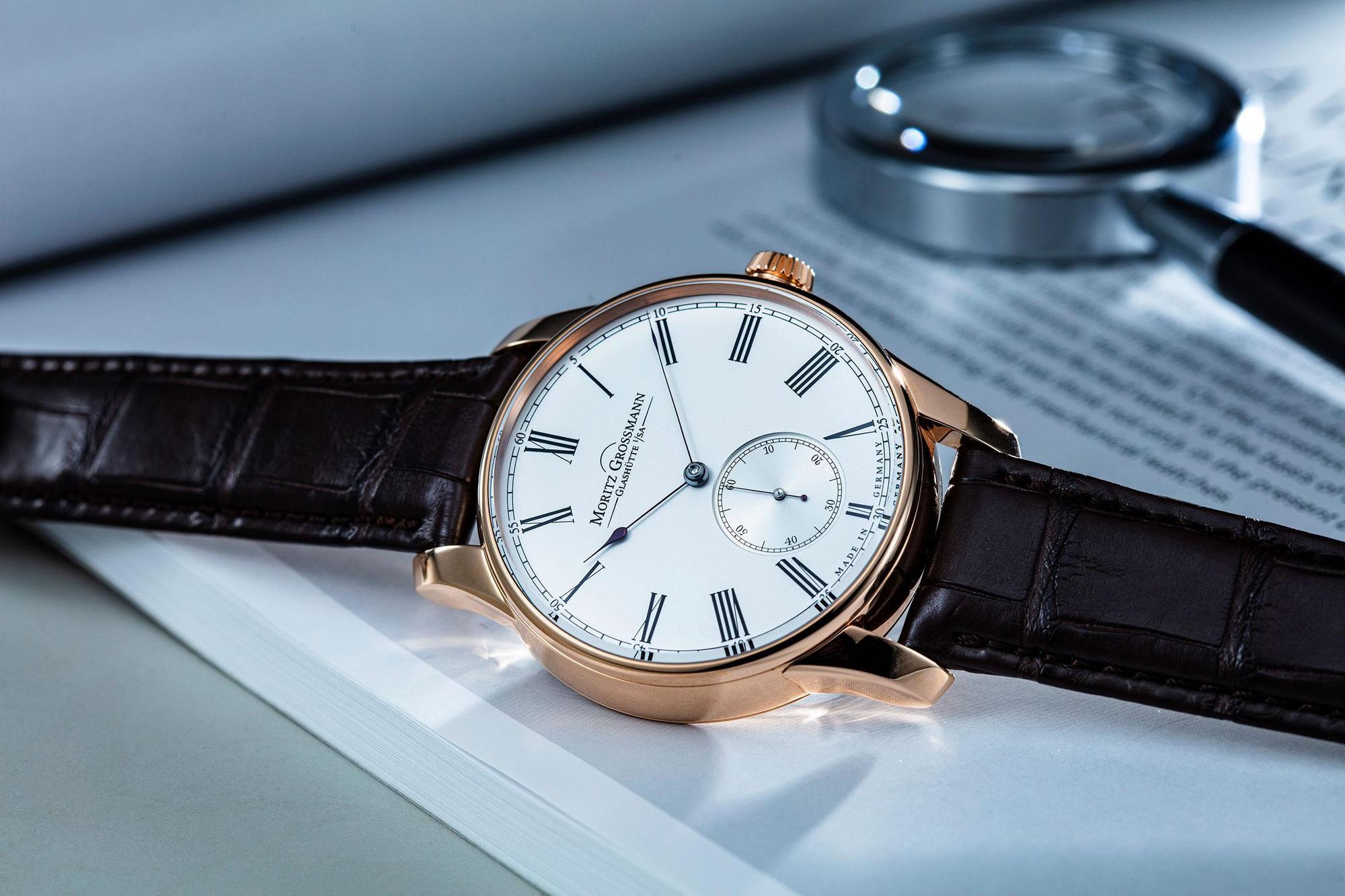 新進入台灣市場的MORITZ GROSSMANN，是2008年才創立的德國獨立製錶品牌。圖中這款BENU Heritage Hamatic，是品牌第一款自動上鏈腕錶。建議售價：NT$1,450,000。