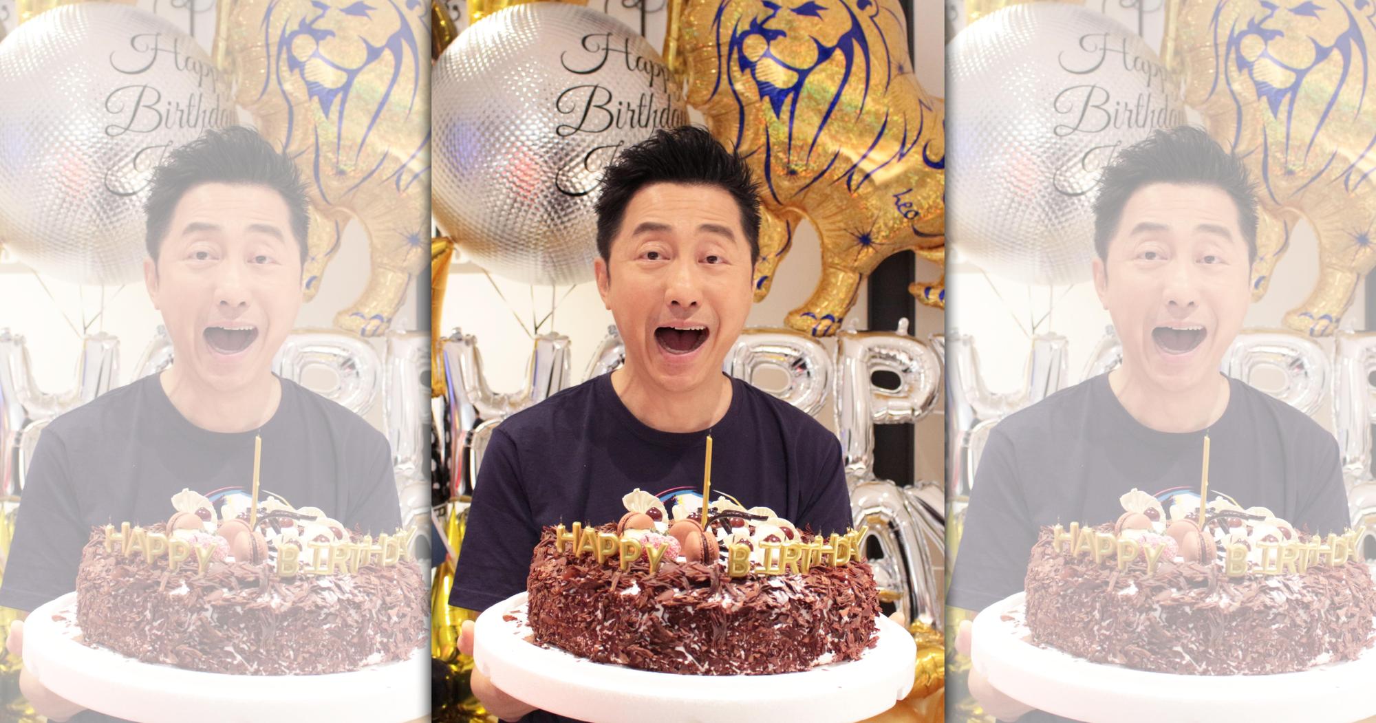 庾澄慶(哈林)今(28日)長尾巴,老同事幫他慶生,讓他開心不已。(福茂唱片提供)