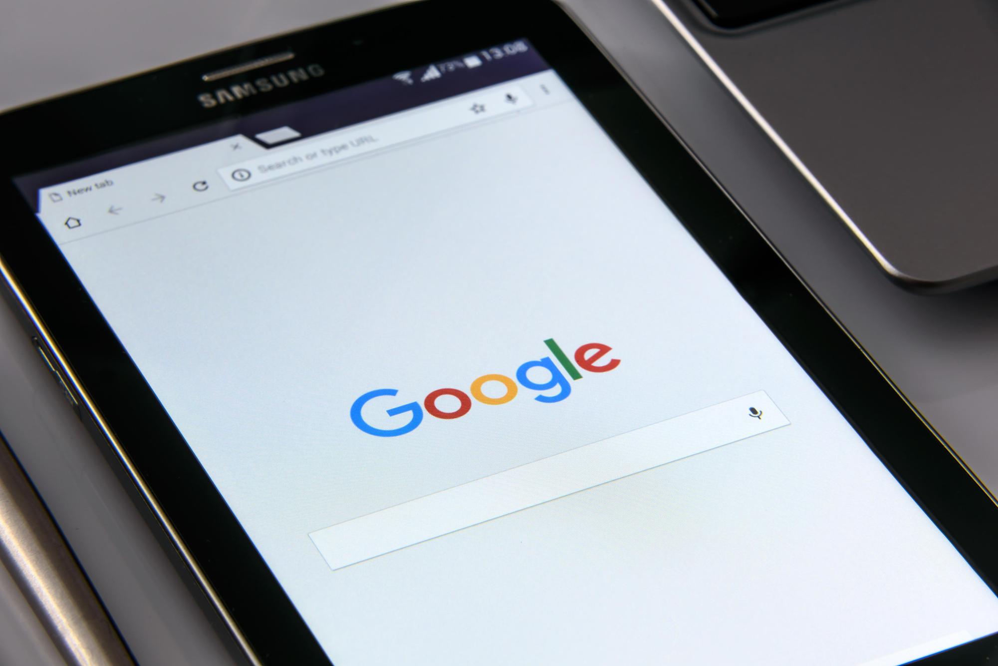 Google宣布允許員工在家辦公,時限至少到明年6月底。(取自Pexels/PhotoMIX Company攝影)