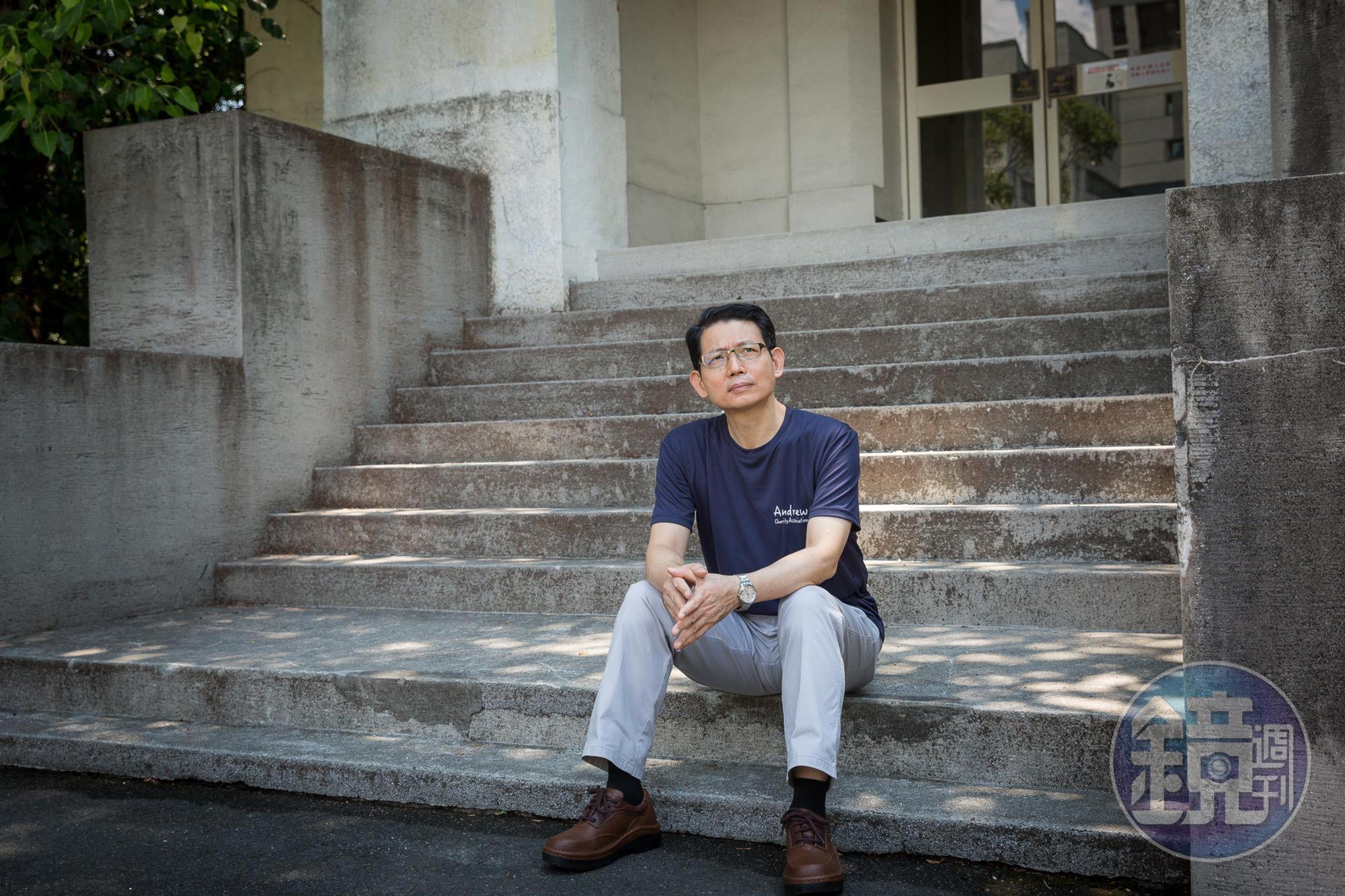 羅紹和說,因為他是痛過的人,和受助家庭有共同語言,「他講的、想的,我懂,我經歷過了,才知道怎麼去幫助他。」