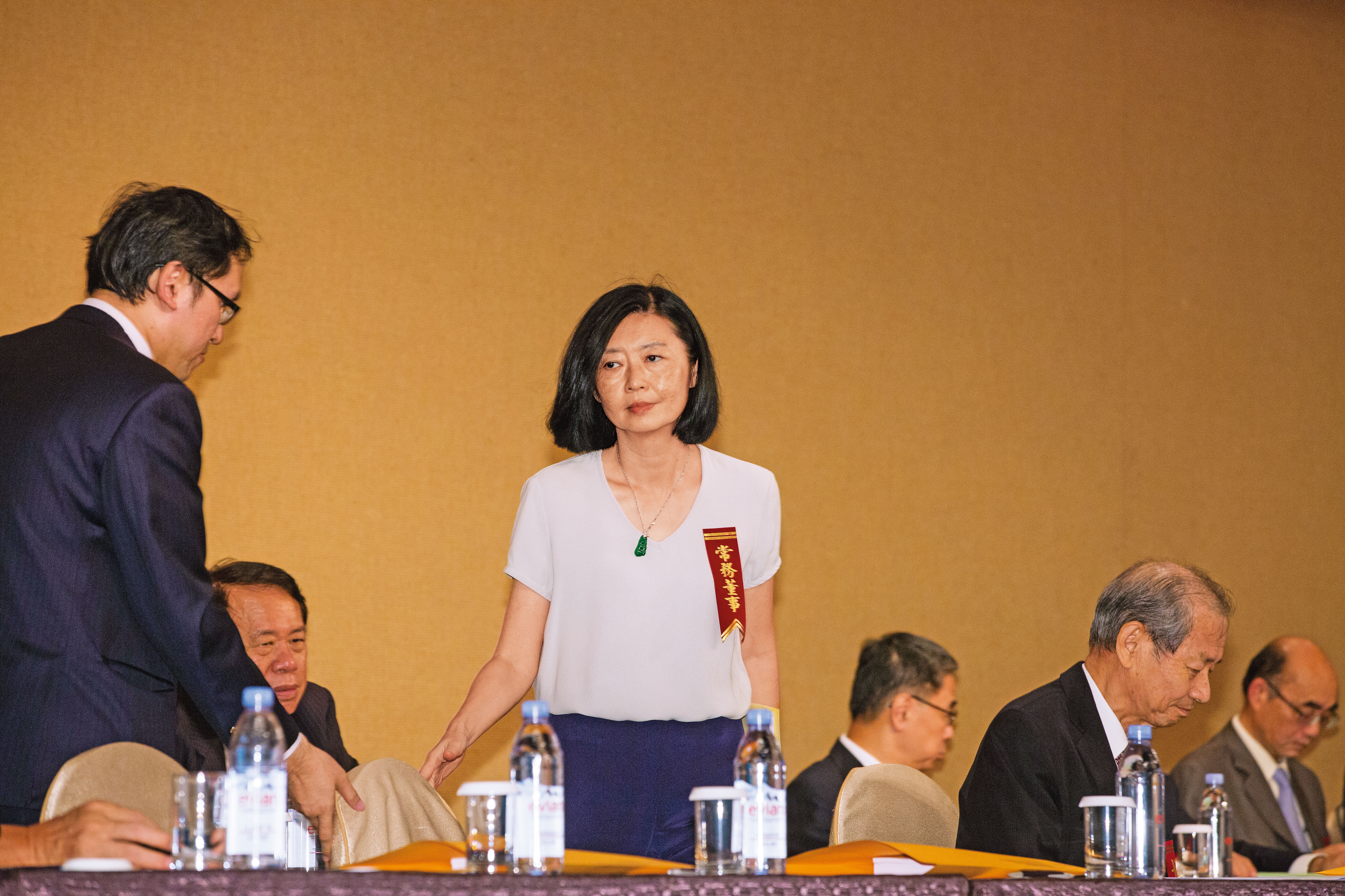 根據錄音檔顯示，王瑞華（左）在家族討論父親王永慶後事時，也知道誠威及穩昇2公司當時並未信託。