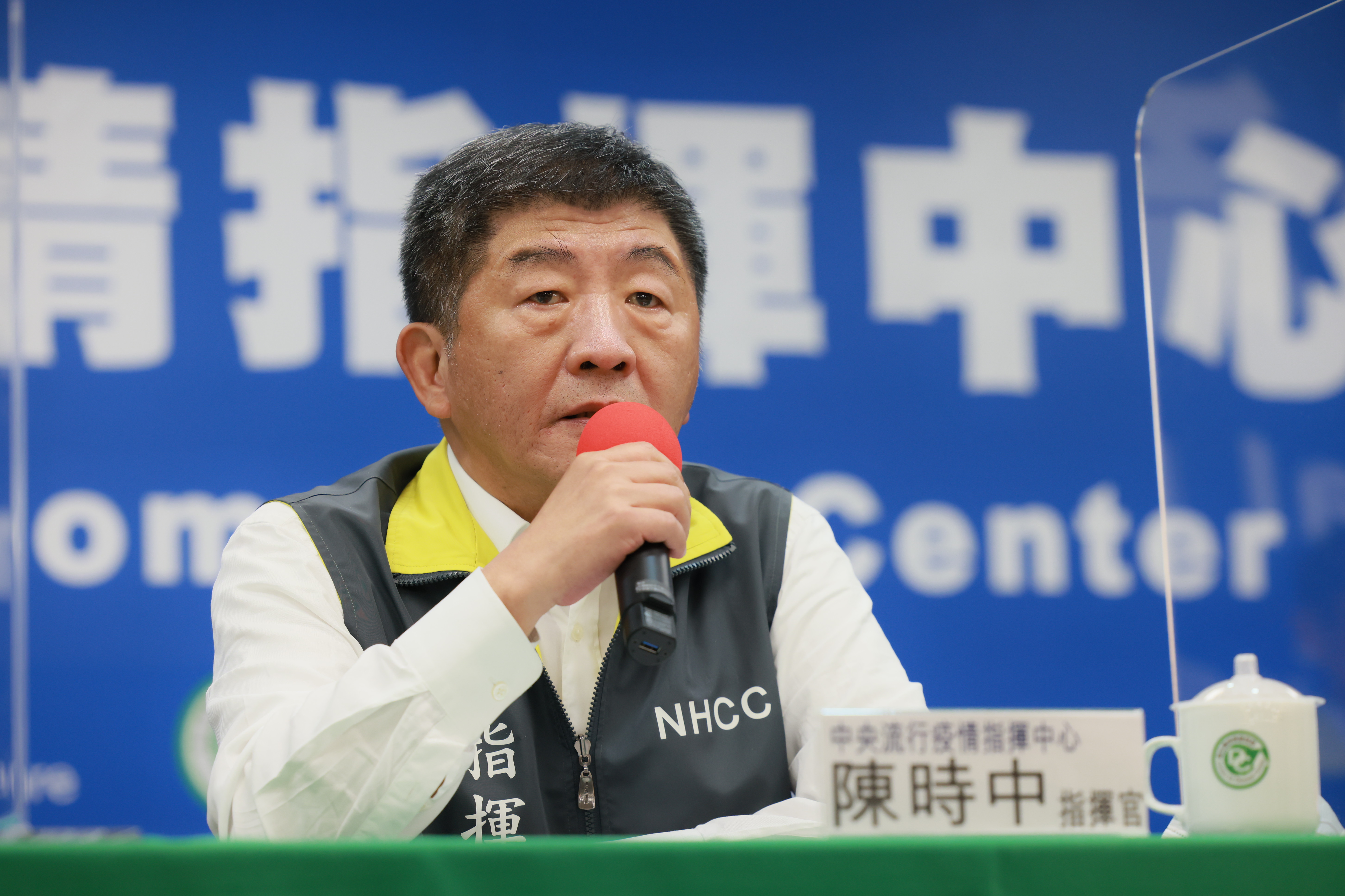 有學者建議對於所有入境台灣旅客普篩，指揮中心表示，目前自國外入境者都需進行14天居家檢疫措施，無症狀者檢疫期滿後仍要再自主健康管理7天，已可有效防堵。（指揮中心提供）