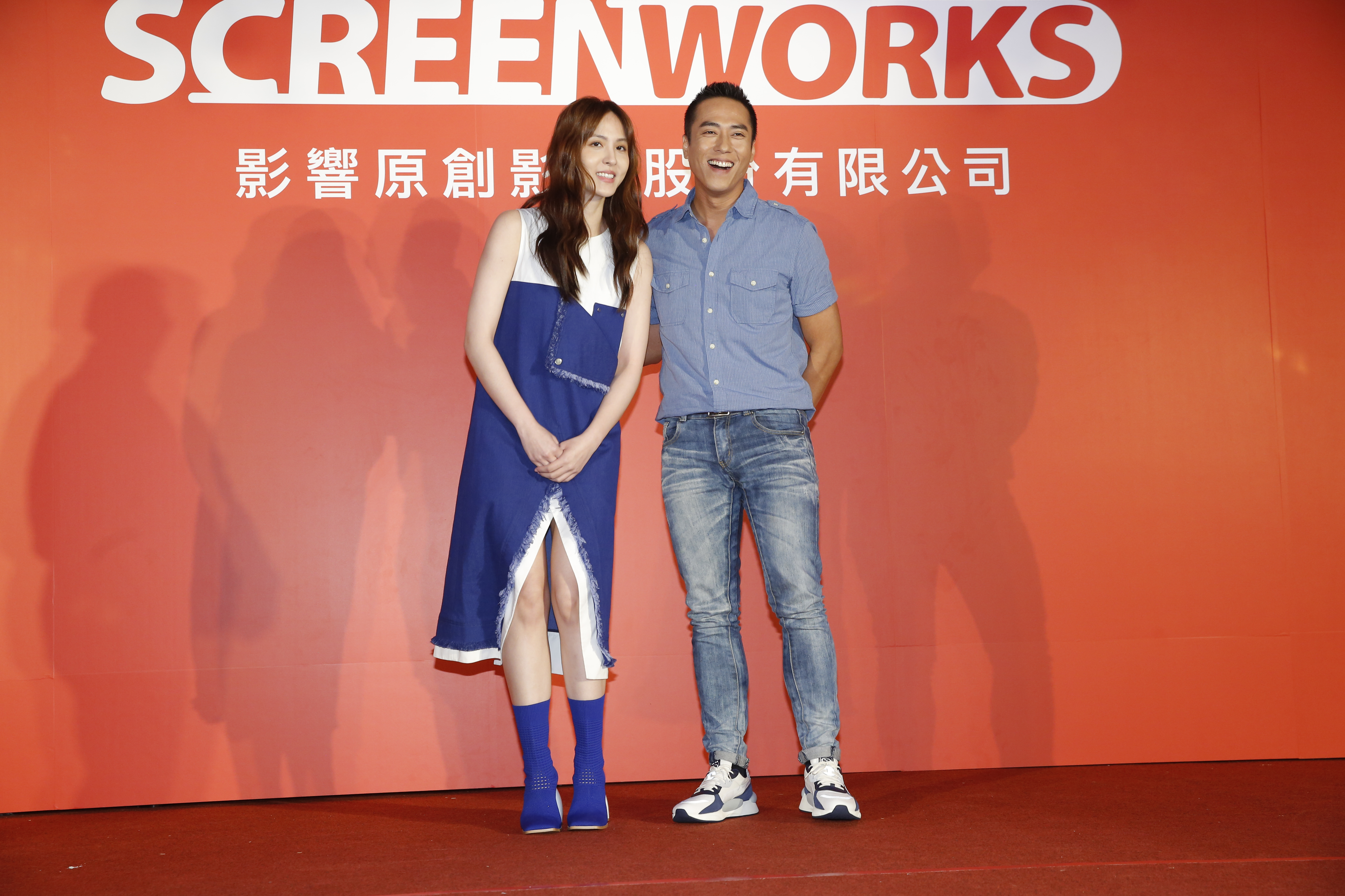 魏蔓（左）與莊凱勛（右）在新作《塵沙惑》中剛好都演出與過往完全不同的戲路，莊凱勛自嘲「你是接地氣，我升天了。」