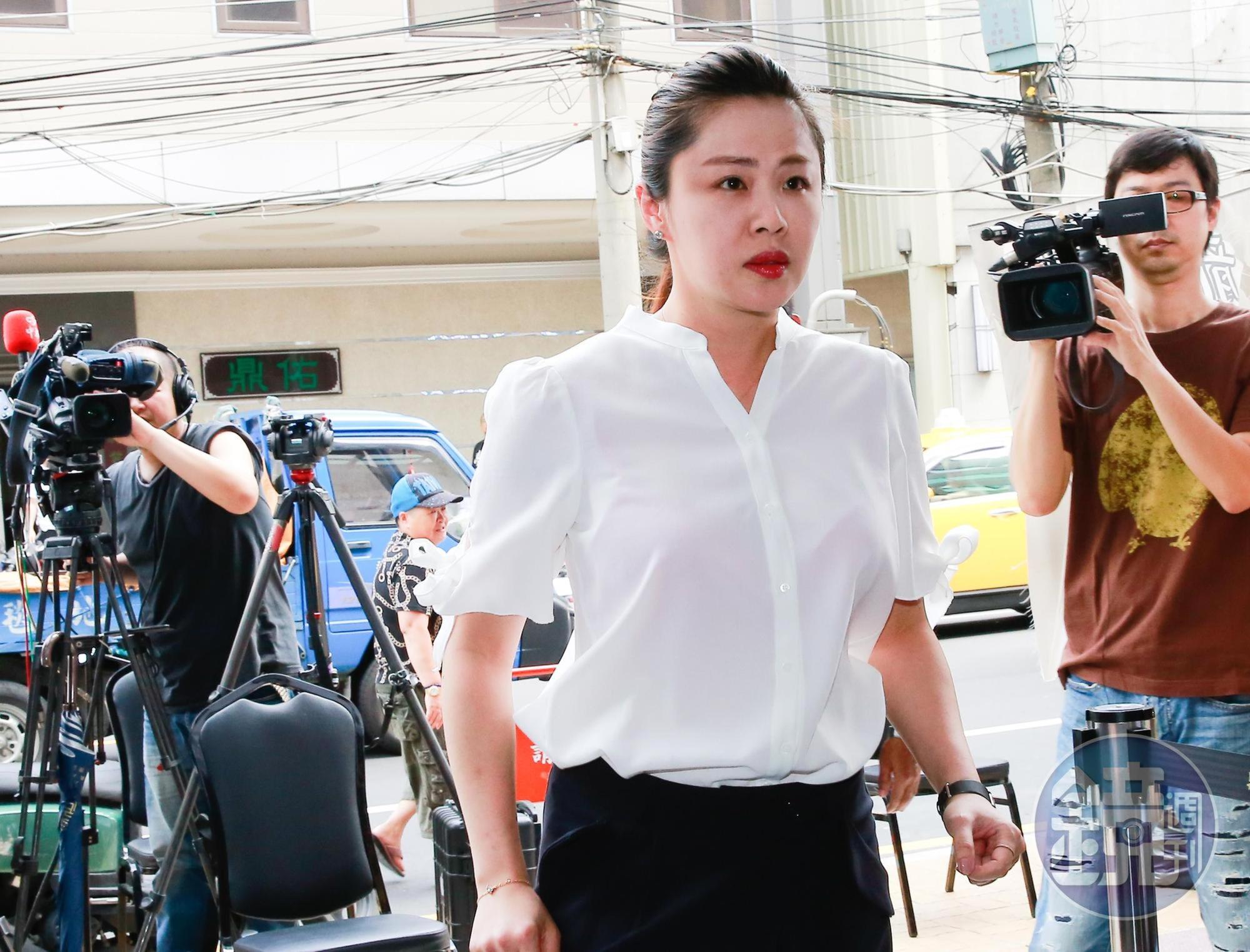 前新北市議員李婉鈺（圖）5月申請再入黨案，可望由民進黨新任複審小組處理。圖為本刊資料照。