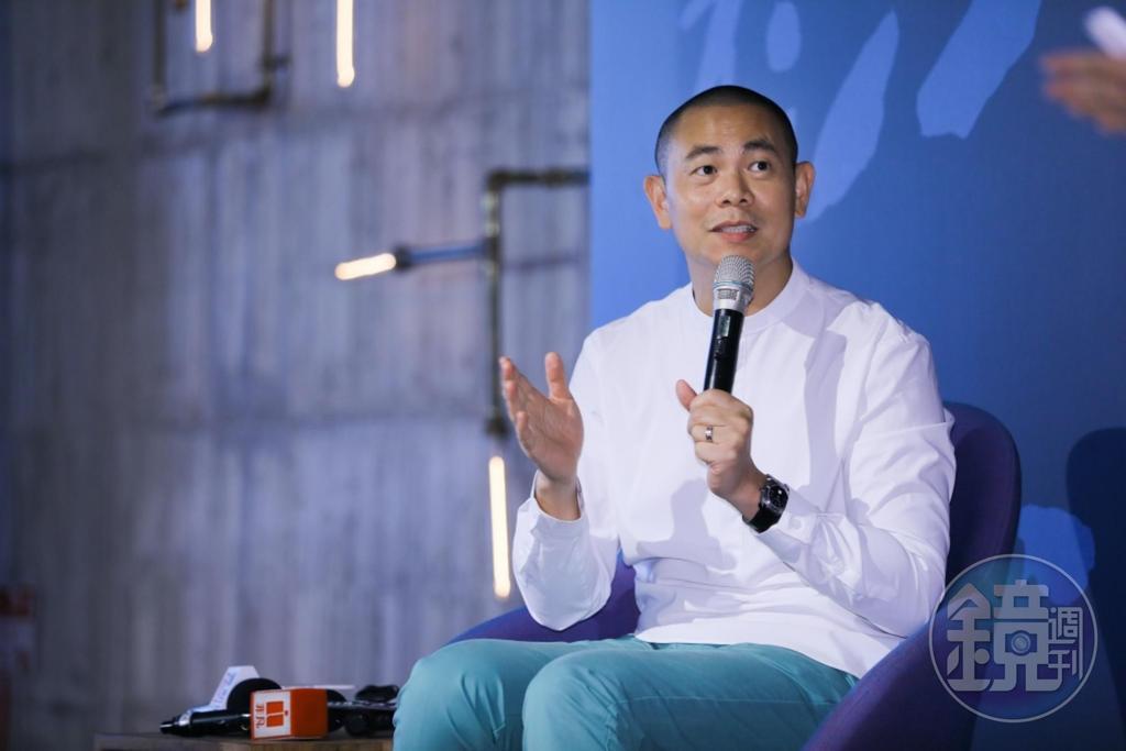 紀錄片《初心》拍下江振誠當初決定關掉新加坡如日中天的事業始末，也拍到他在餐廳以外的生活。