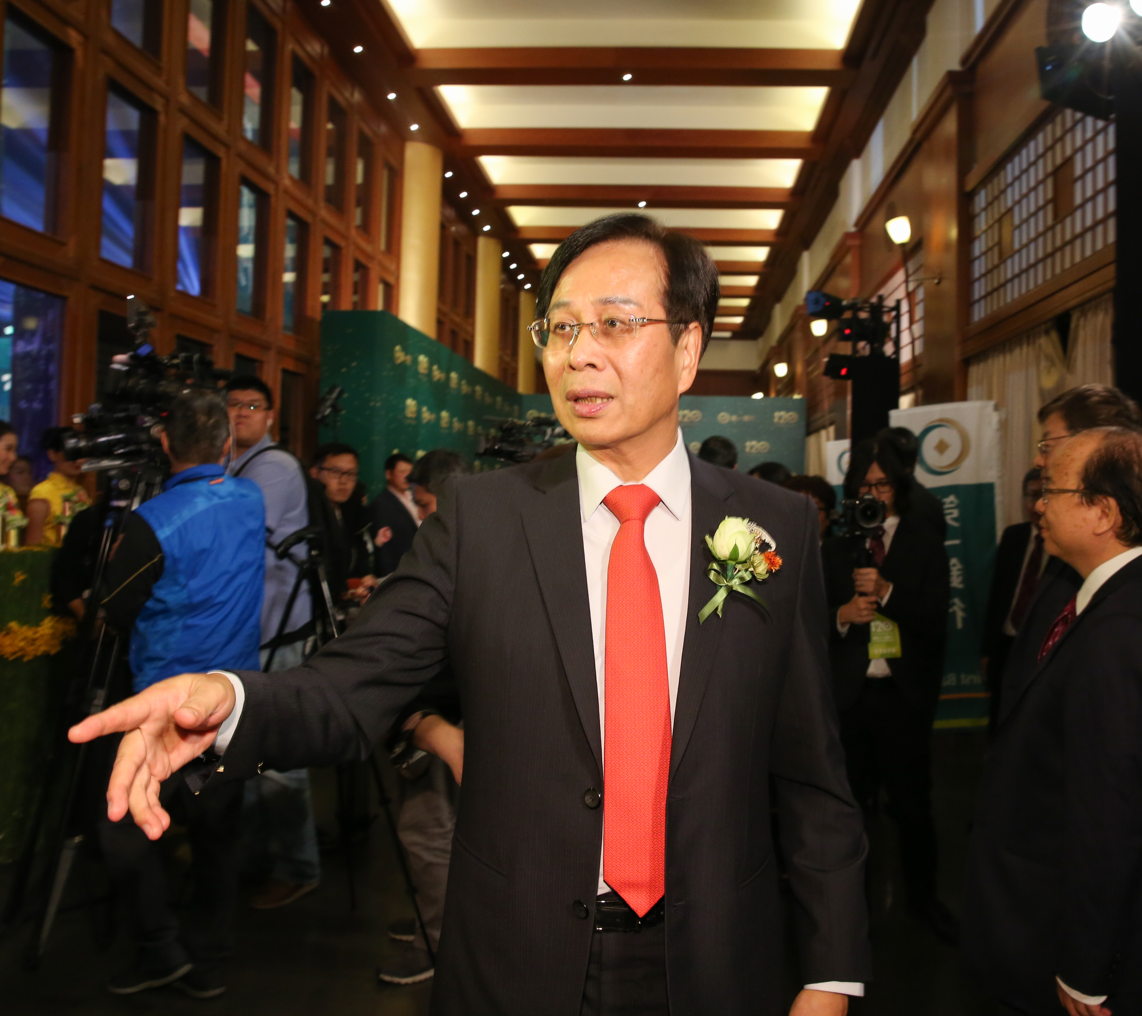 第一銀董座廖燦昌曾涉及慶富案，3年前被行政院長賴清德解任下台，爭議四起。 （本刊資料照）