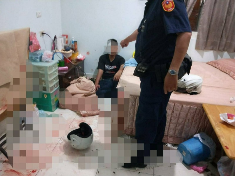 陳姓男闖入女友與新歡同居住處，將熟睡中的情敵手筋砍斷。（翻攝畫面）