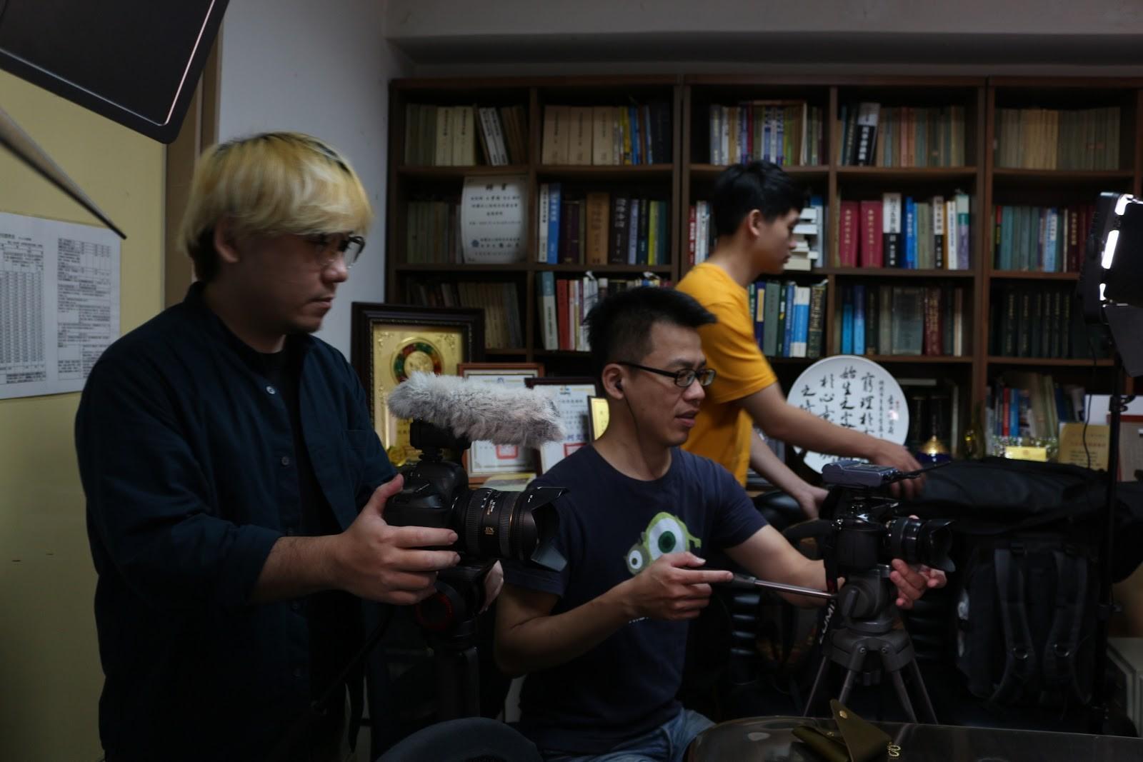 李家驊(中)表示,由於預算有限,《我》片工作人員只能領出班費。(佳映娛樂提供)