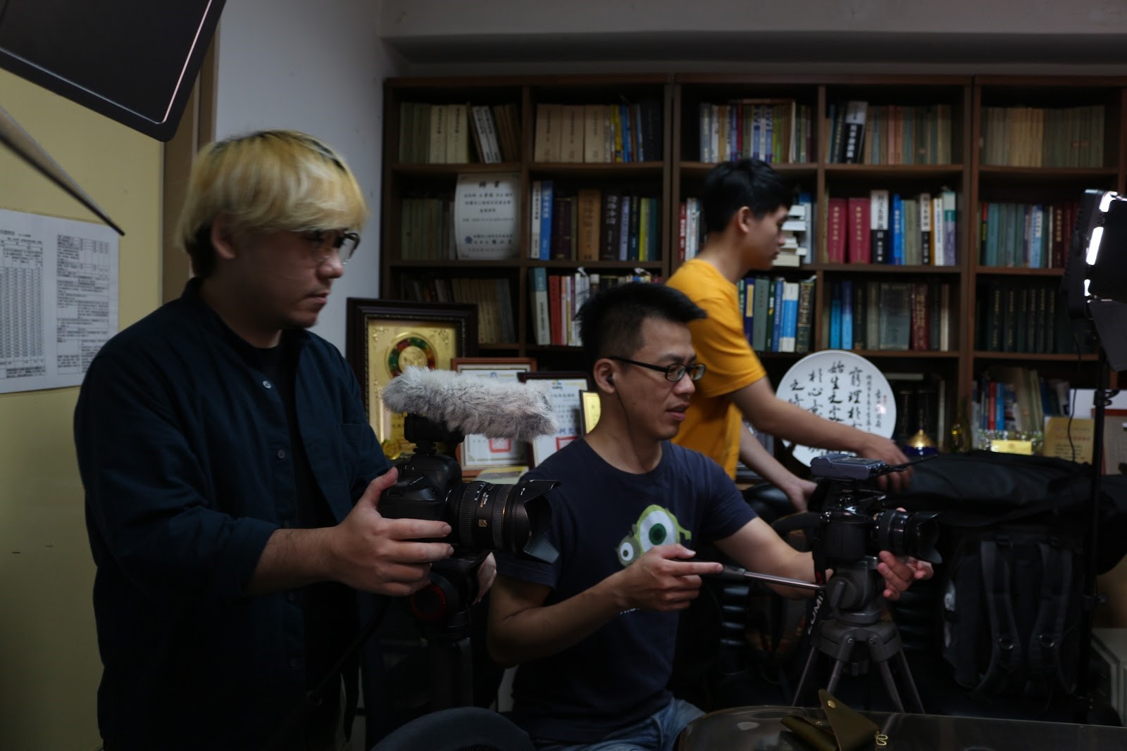 李家驊（中）表示，由於預算有限，《我》片工作人員只能領出班費。（佳映娛樂提供）