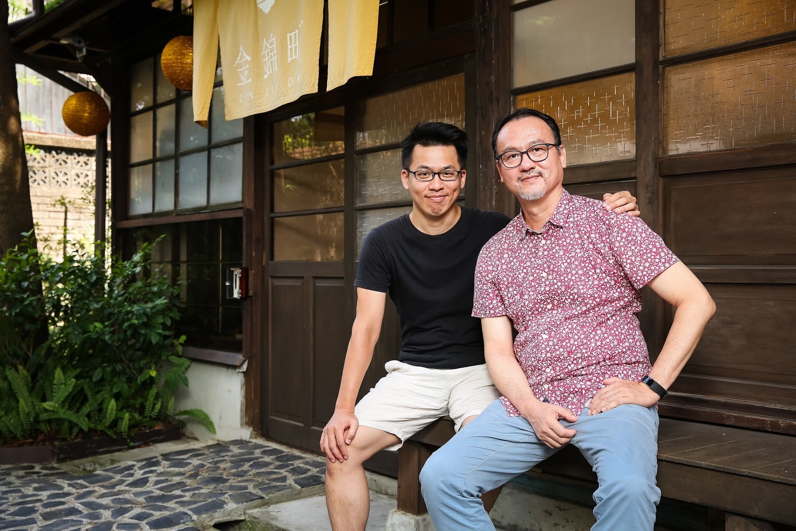 導演李家驊（左）與佳映娛樂總經理劉嘉明（右）期盼與死刑的相關議題能獲得更多關注。