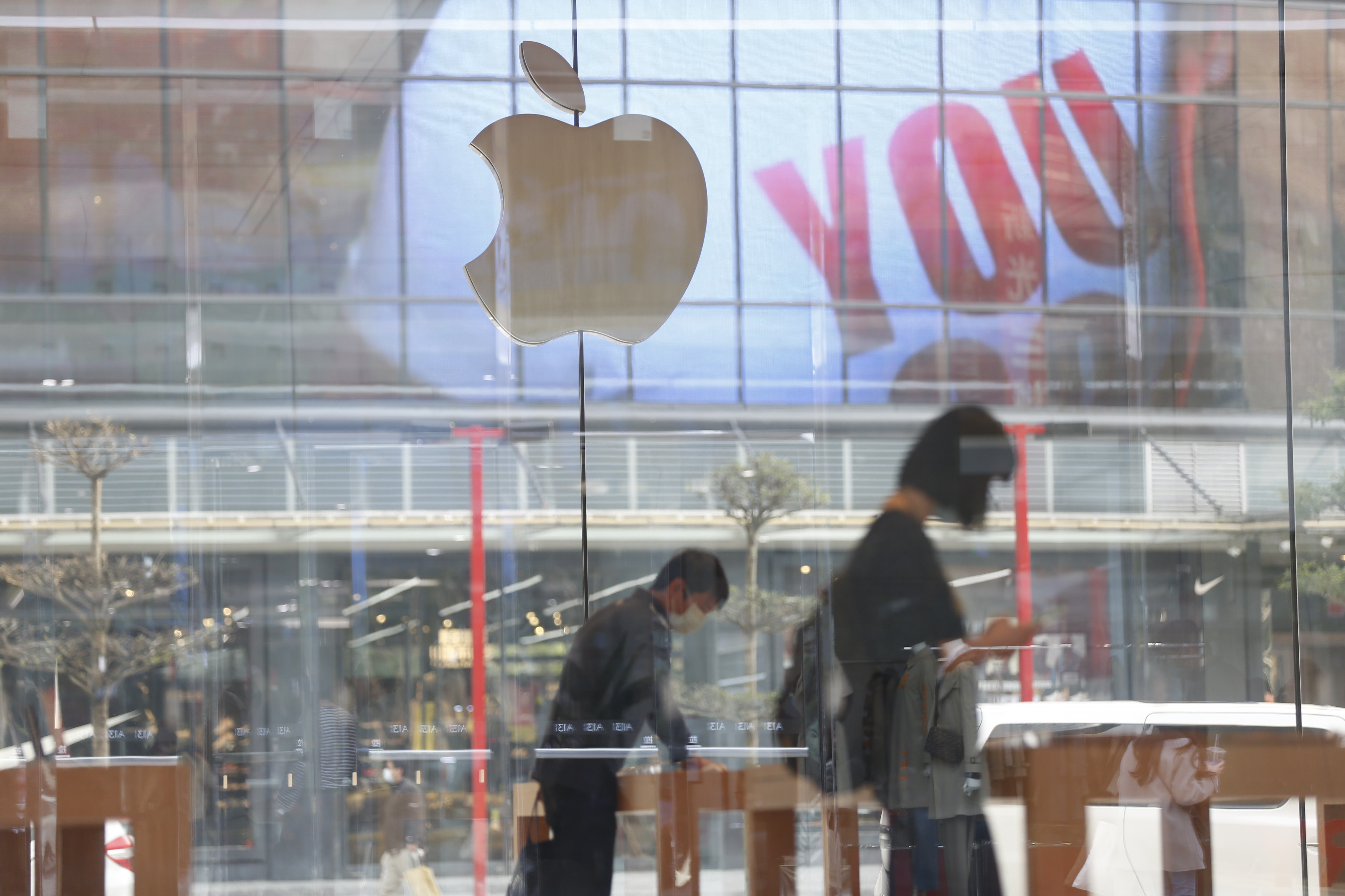 iPhone新機即將上市，5G、蘋概股在下半年仍是熱門題材。