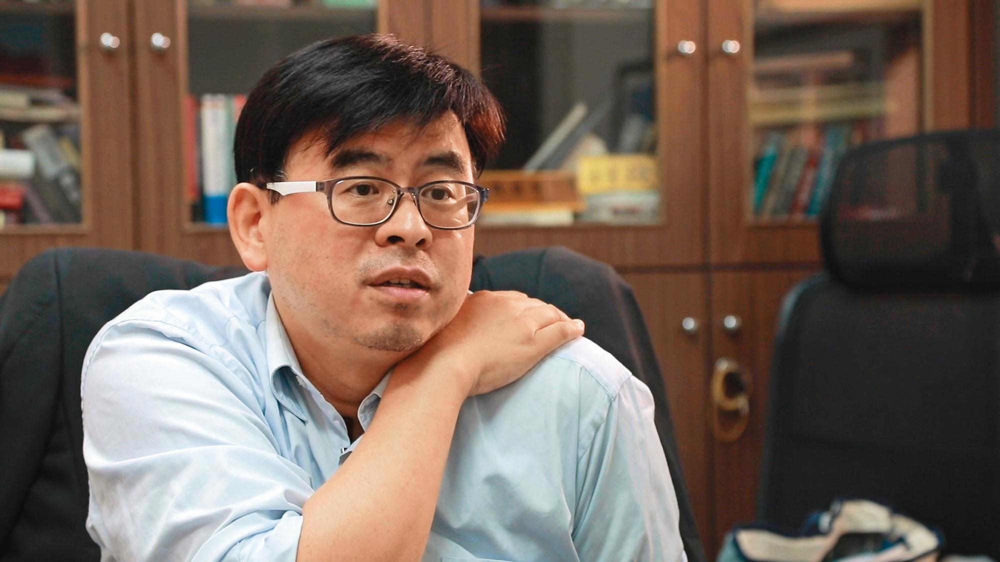  《我的兒子是死刑犯》中很多段落都由律師講述，因為他們同時接觸家屬和當事人，了解案情的來龍去脈。（佳映娛樂提供）