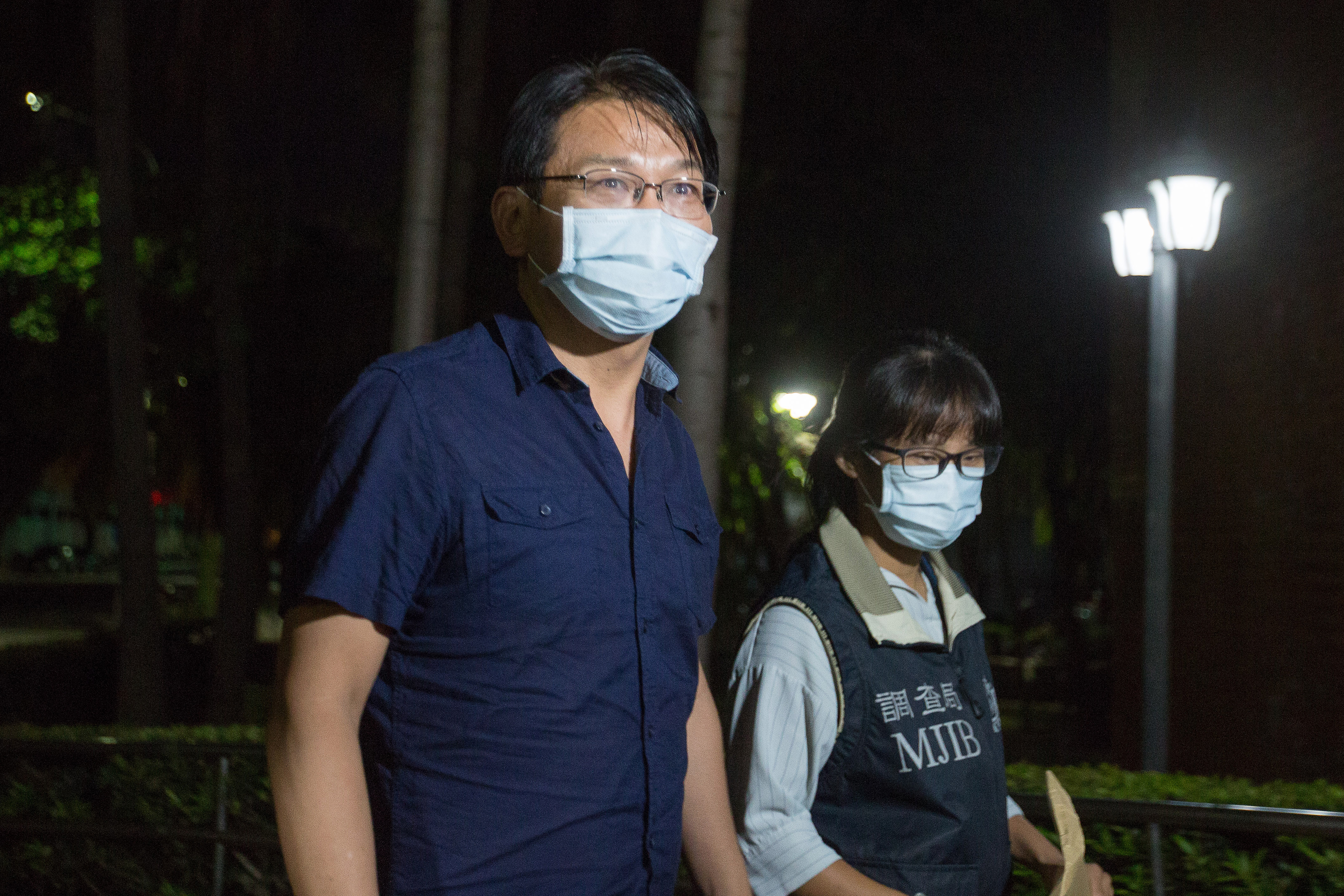 SOGO經營權之爭爆發行賄案,檢方認定時代力量黨主席徐永明涉嫌重大,遭聲押禁見。