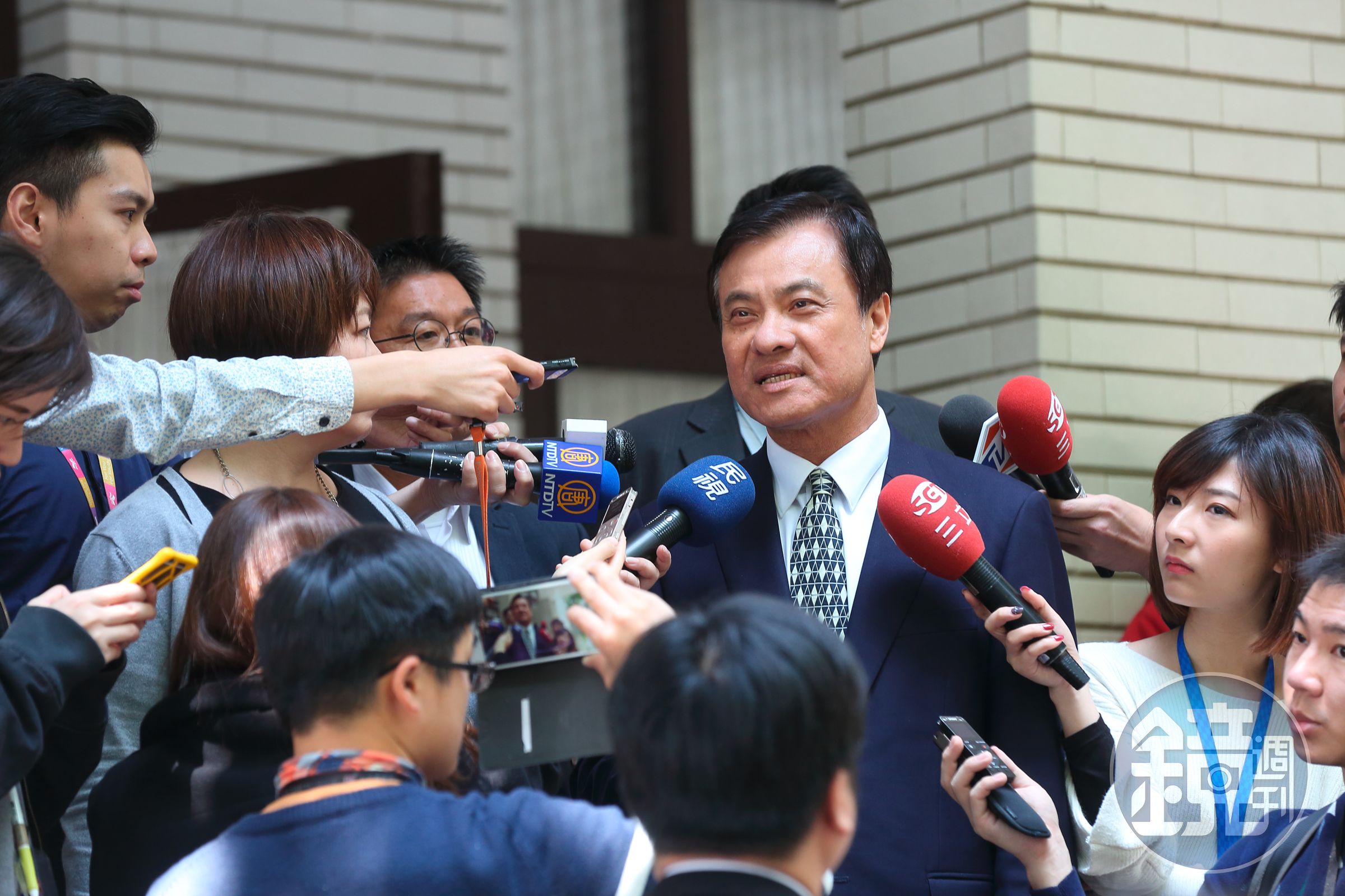 蘇嘉全的請辭聲明，遭徐巧芯批評是「政客話術」。