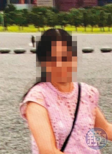 鄭姓女祕書(圖)比陳怡年輕了14歲,2人已共事逾10年。(讀者提供)
