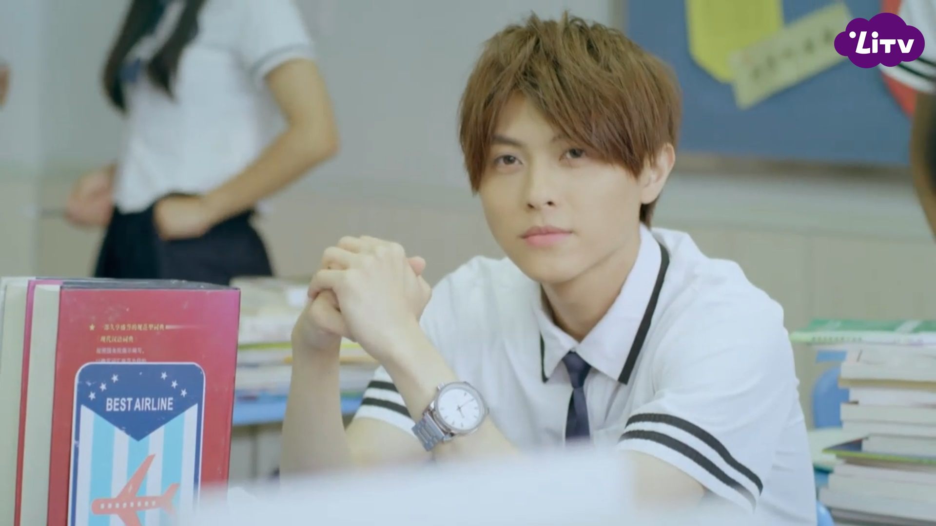 邱勝翊在劇中從學生時期演到大。（LiTV提供）