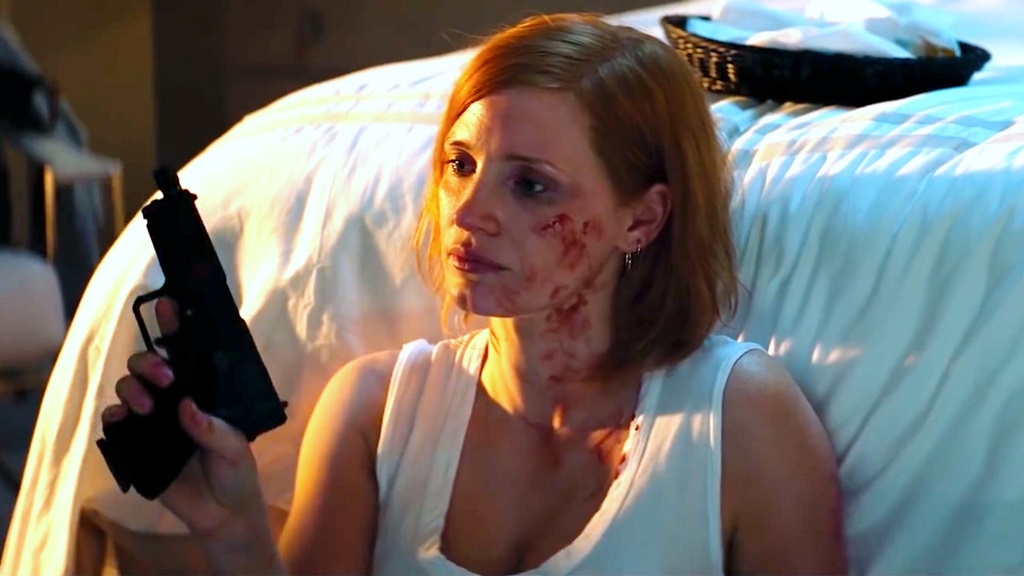 潔西卡雀絲坦一改戲路，在新片《追殺艾娃》挑戰近身搏鬥與槍戰等動作場面。（車庫提供）