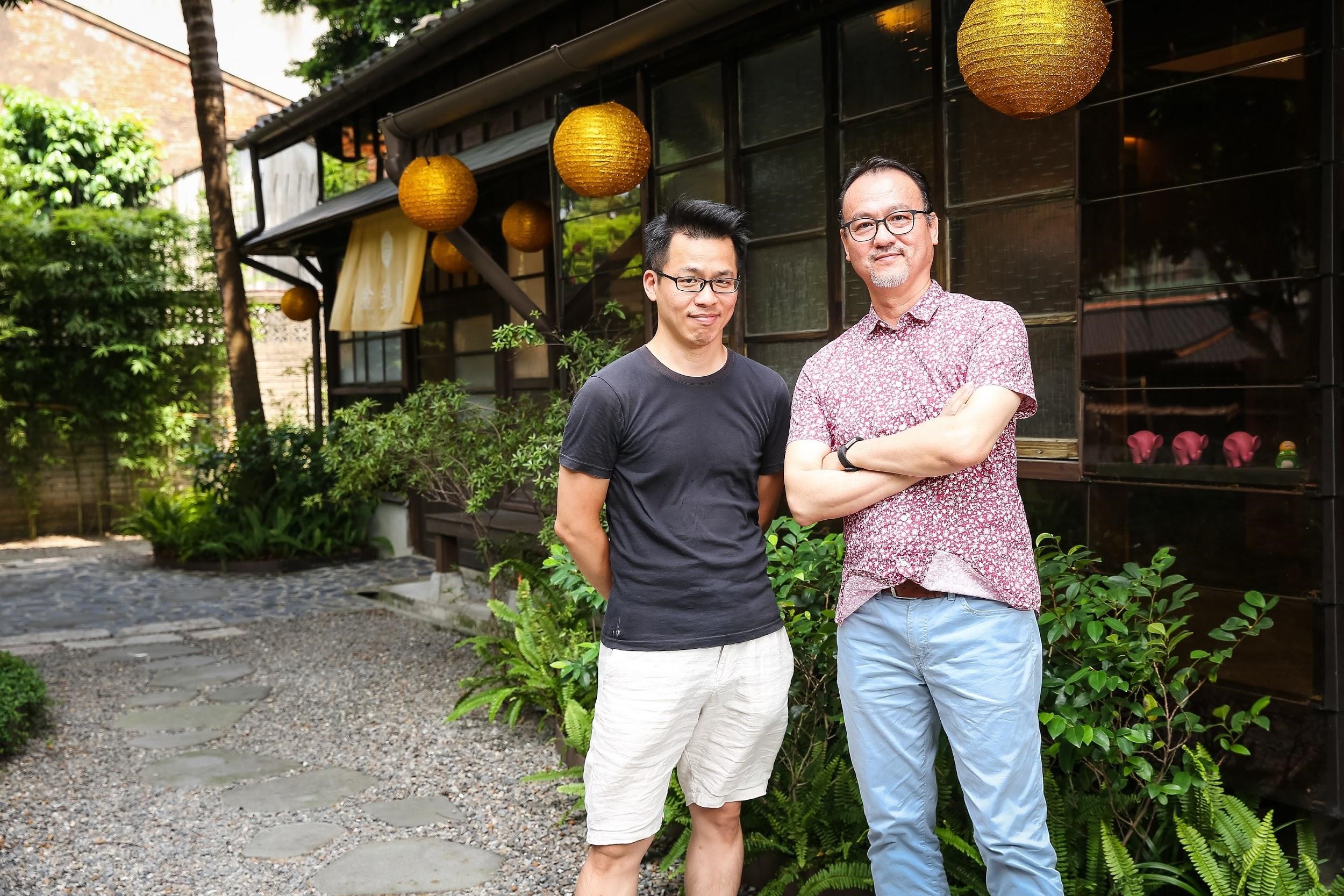 李家驊（左）拍攝《我的兒子是死刑犯》，「設計」佳映娛樂總經理劉嘉明（右）接下發行工作。