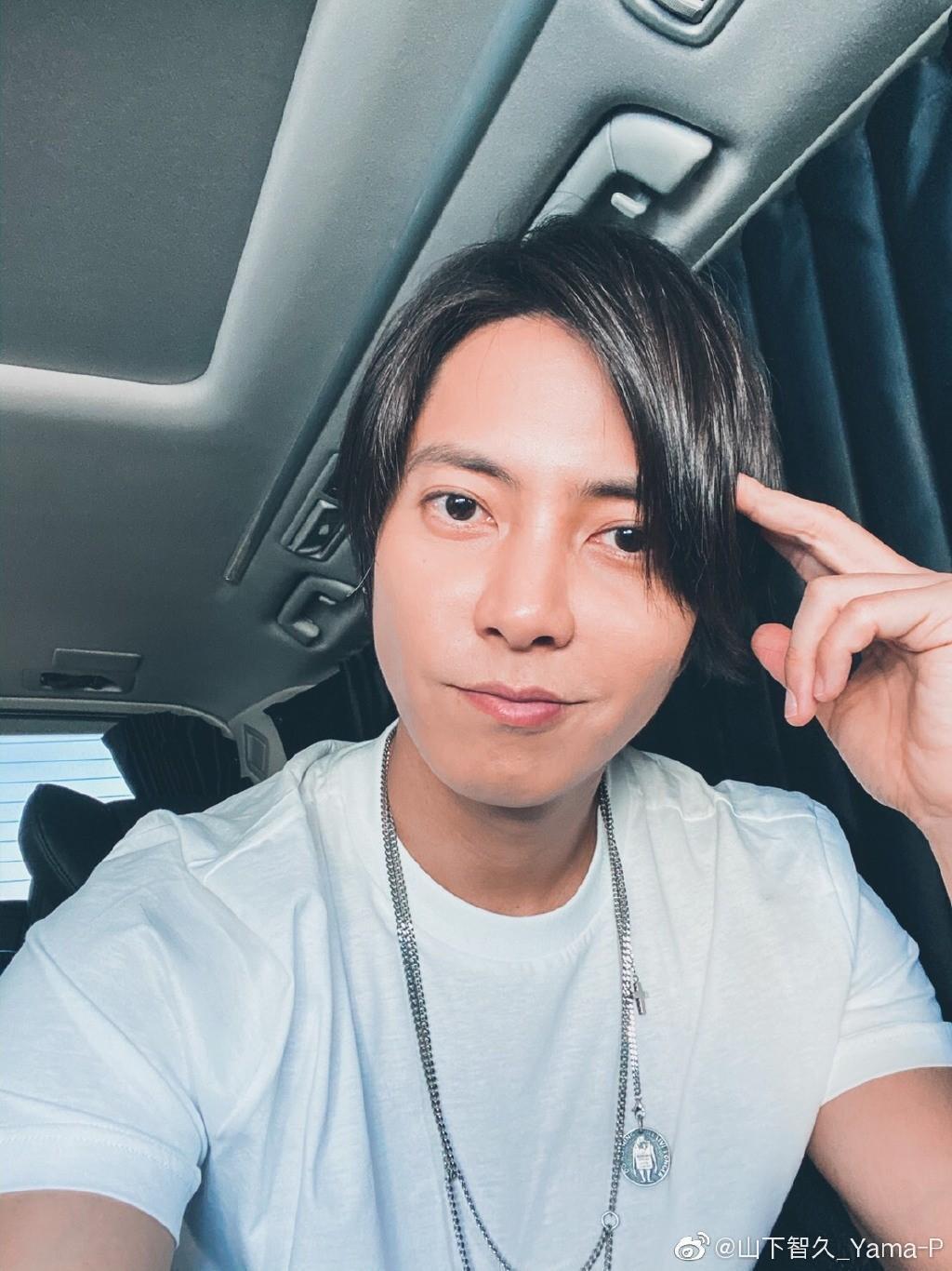 手越祐也表示剛出道時非常討厭「NEWS」，對於山下智久獲得特別待遇感到憤恨不平。（翻攝自山下智久微博）