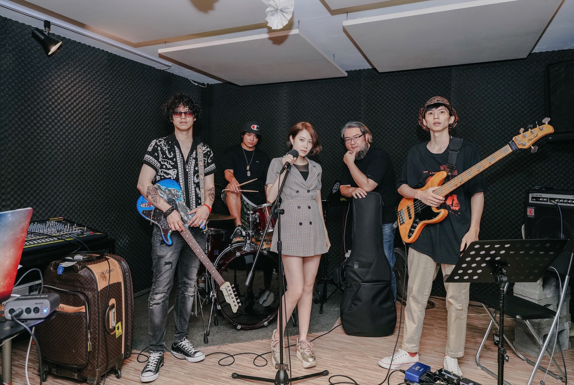 久未公開演出的徐懷鈺，即將以樂團方式演出。（Yuki工作室提供）