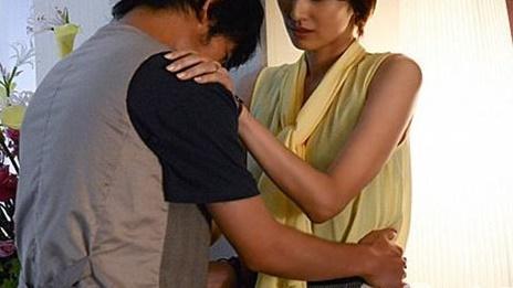 新北市一名40多歲人妻為離婚，答應從小看她長大的近90歲老翁性要求。示意圖，非當事人。（翻攝自日網）