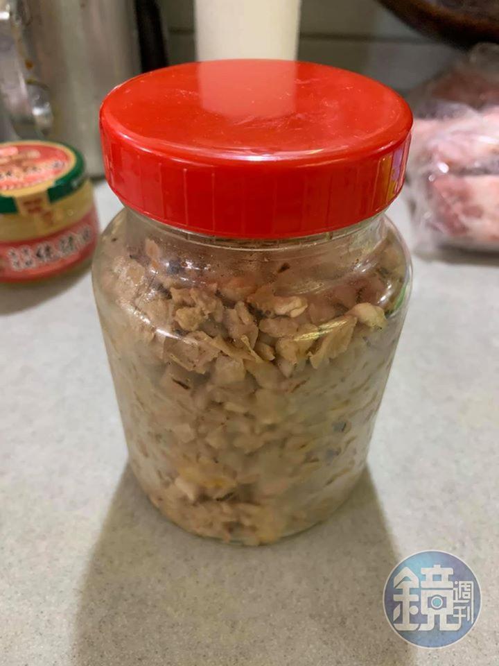 用許家邨買的菜脯。
