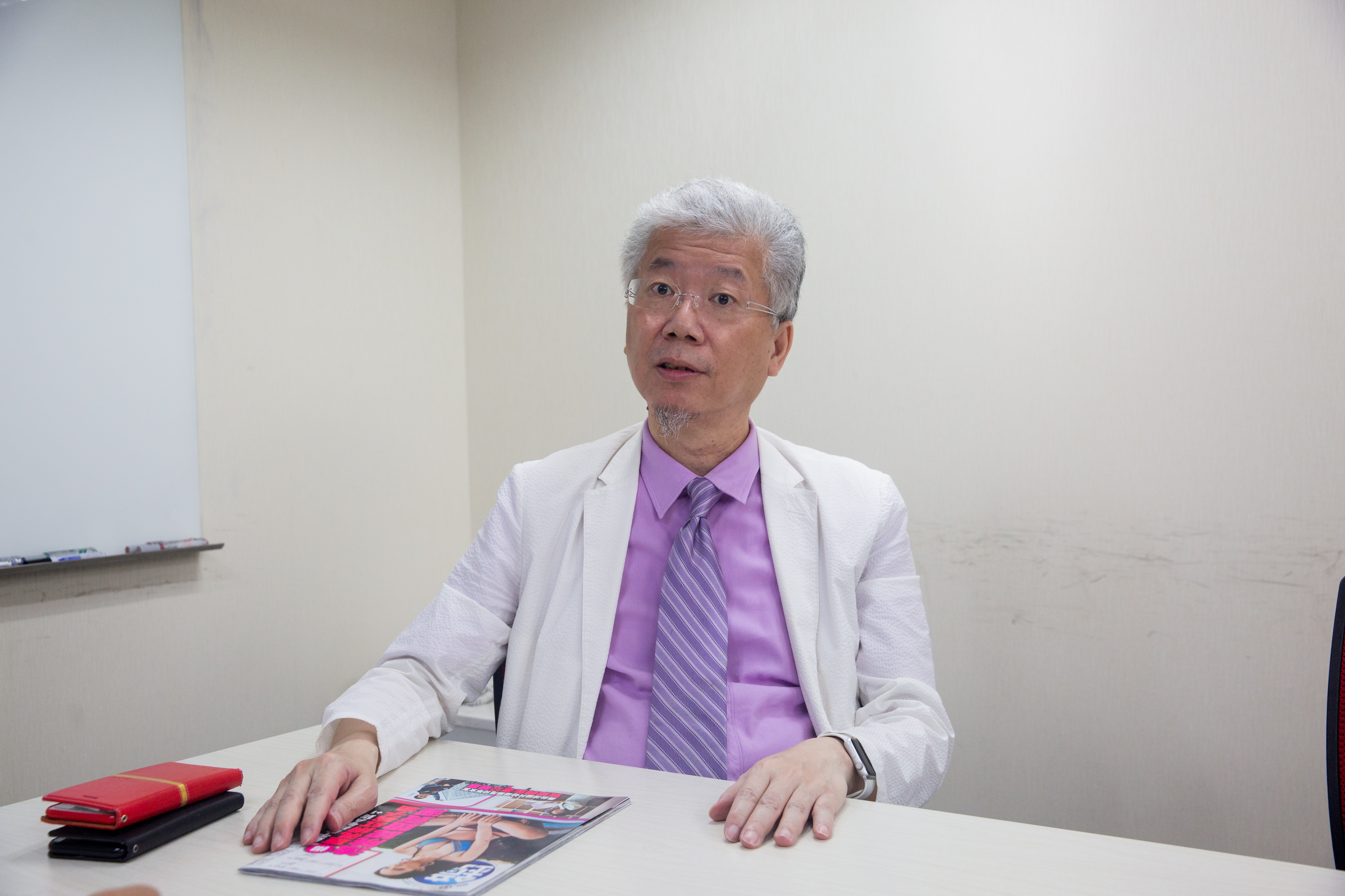 針對外傳警方在羅霈穎的的床頭找到治療憂鬱、失眠的處方藥物「意妥明」，名醫李光輝表示，她可能服用過量或混合其他藥物食用，才發生憾事。（圖為本刊資料照）