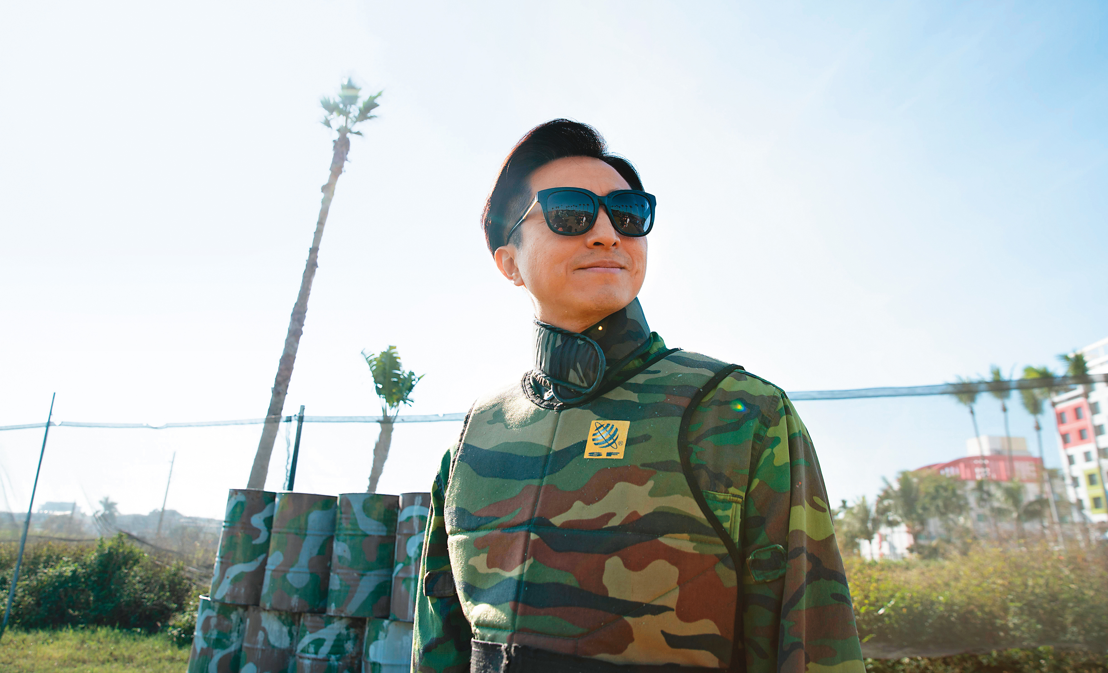 王少偉飾演的秉孝，始終伸手跟媽媽拿錢，拿得理直氣壯、面不改色，如此現實的嘴臉讓人覺得異常寫實。（公視提供）