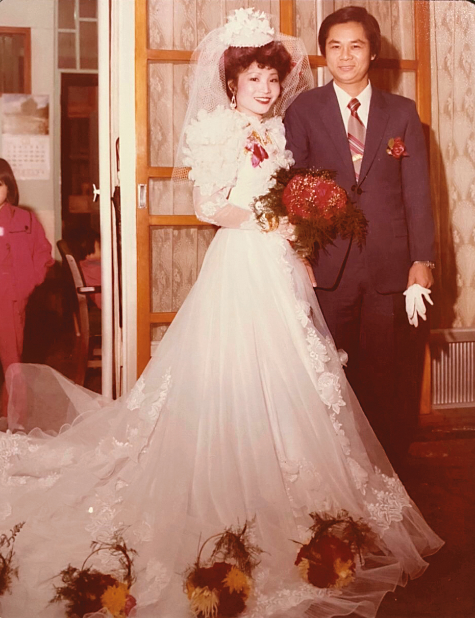 陳秀嬌（左）26歲那年，與林福清（右）相親結婚。（林揚茗提供）