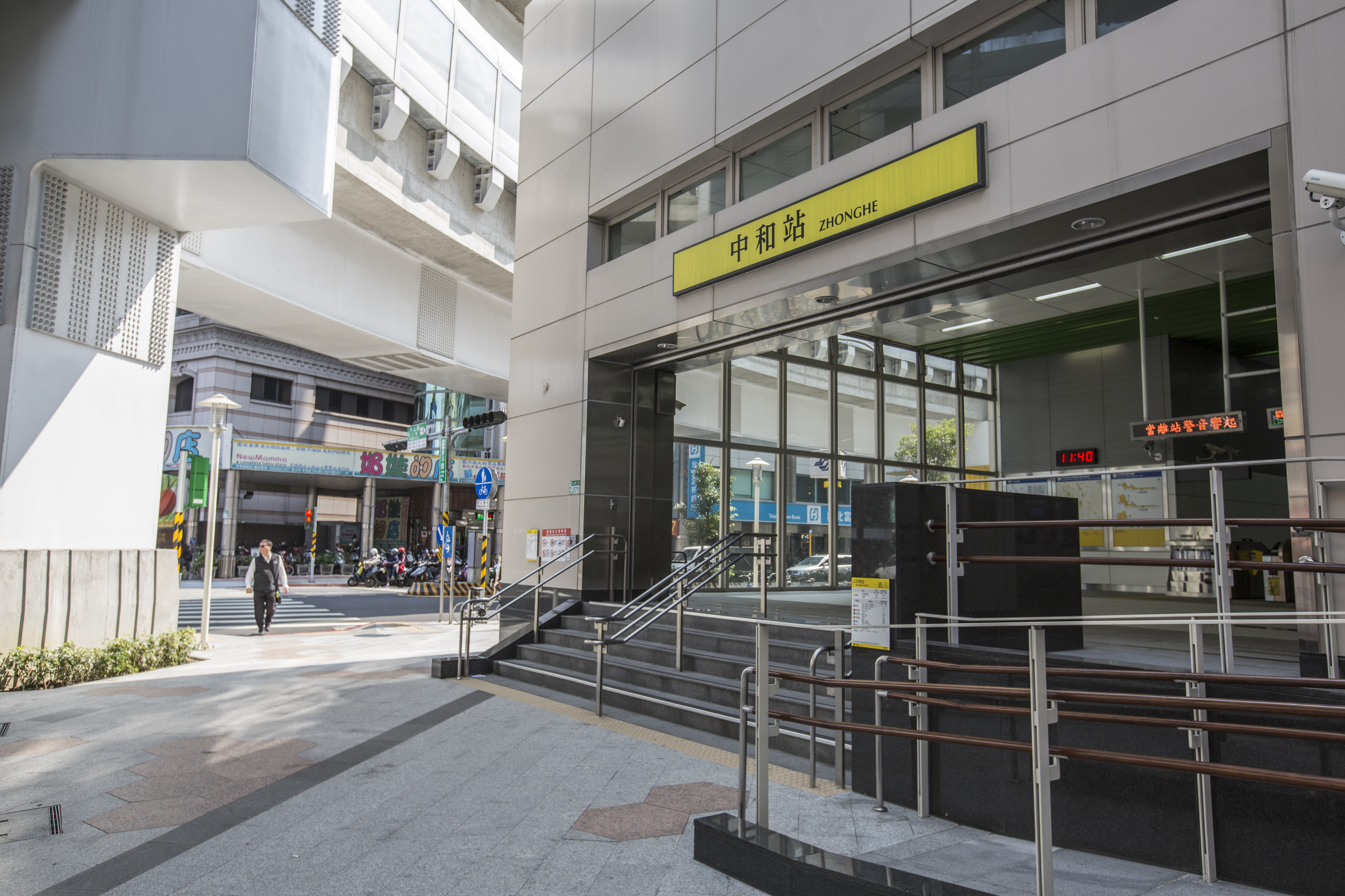 日前有網友發問「中和這種地方蓋捷運幹嘛？」，交通一樣大塞車，引發討論。圖為示意圖。（本刊資料照）