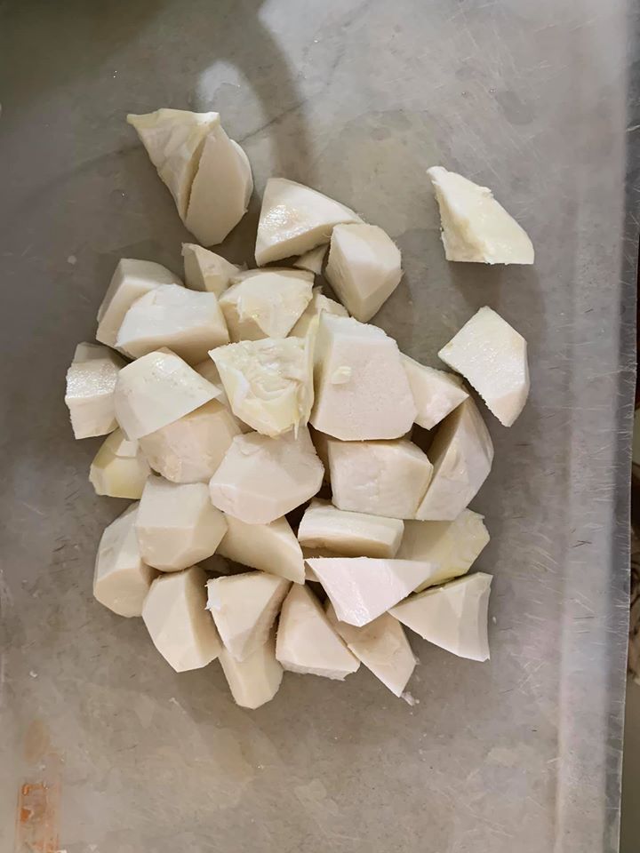 現在的綠竹筍還可以，冬天可以換成菜心或其他季節蔬菜。