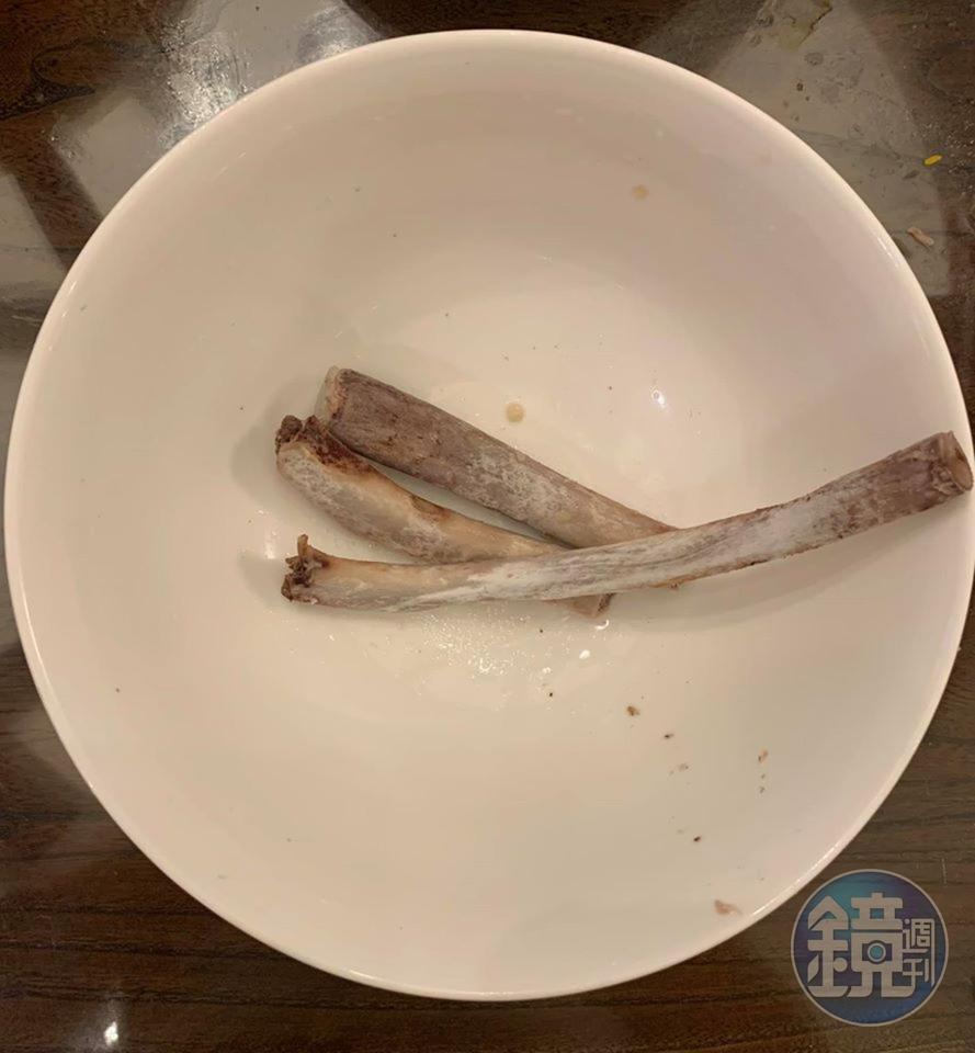 太清甜了,骨肉可輕鬆分拆,吃得乾乾淨淨。