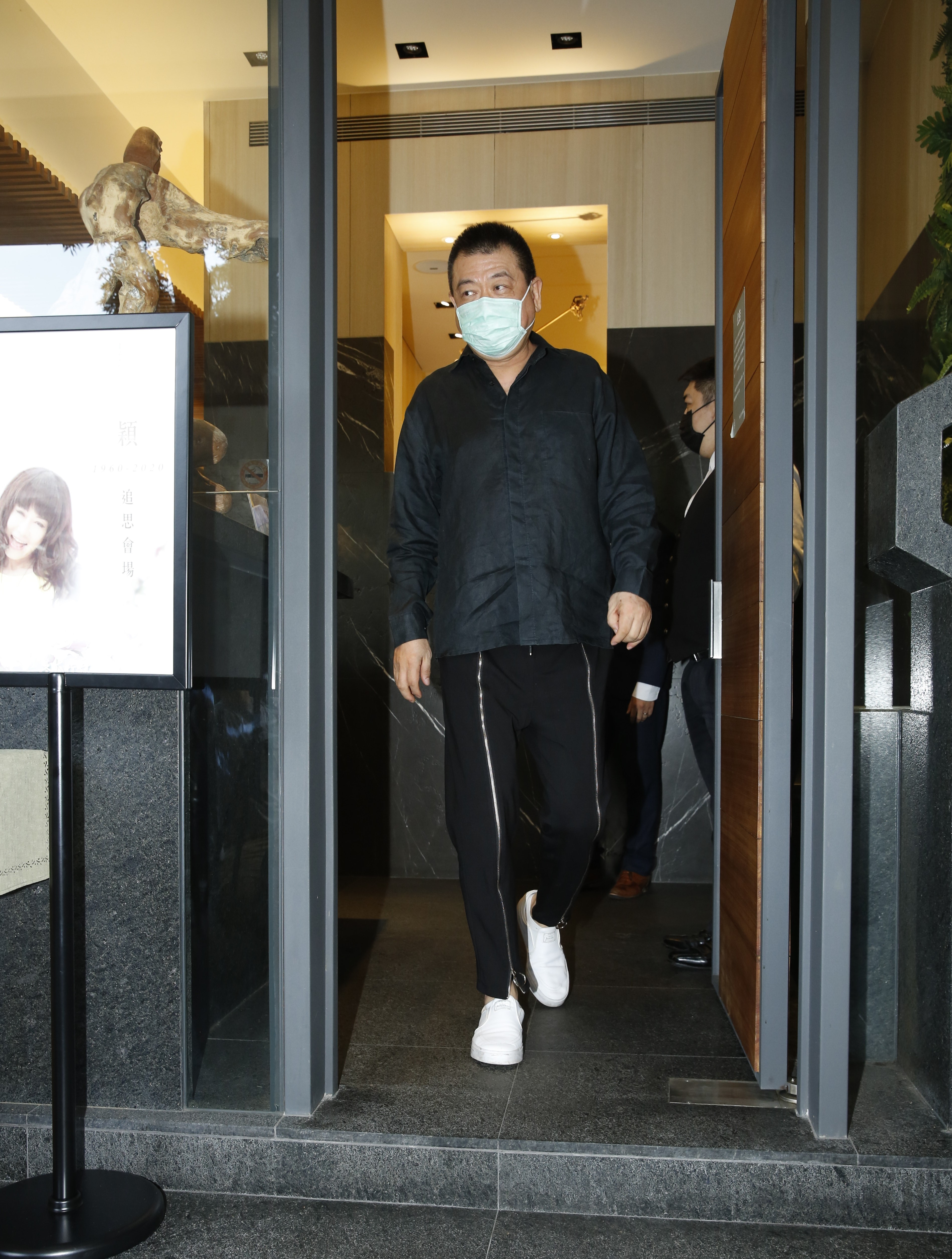 孫德榮感慨羅霈穎樂觀快樂卻抵不過孤獨寂寞。