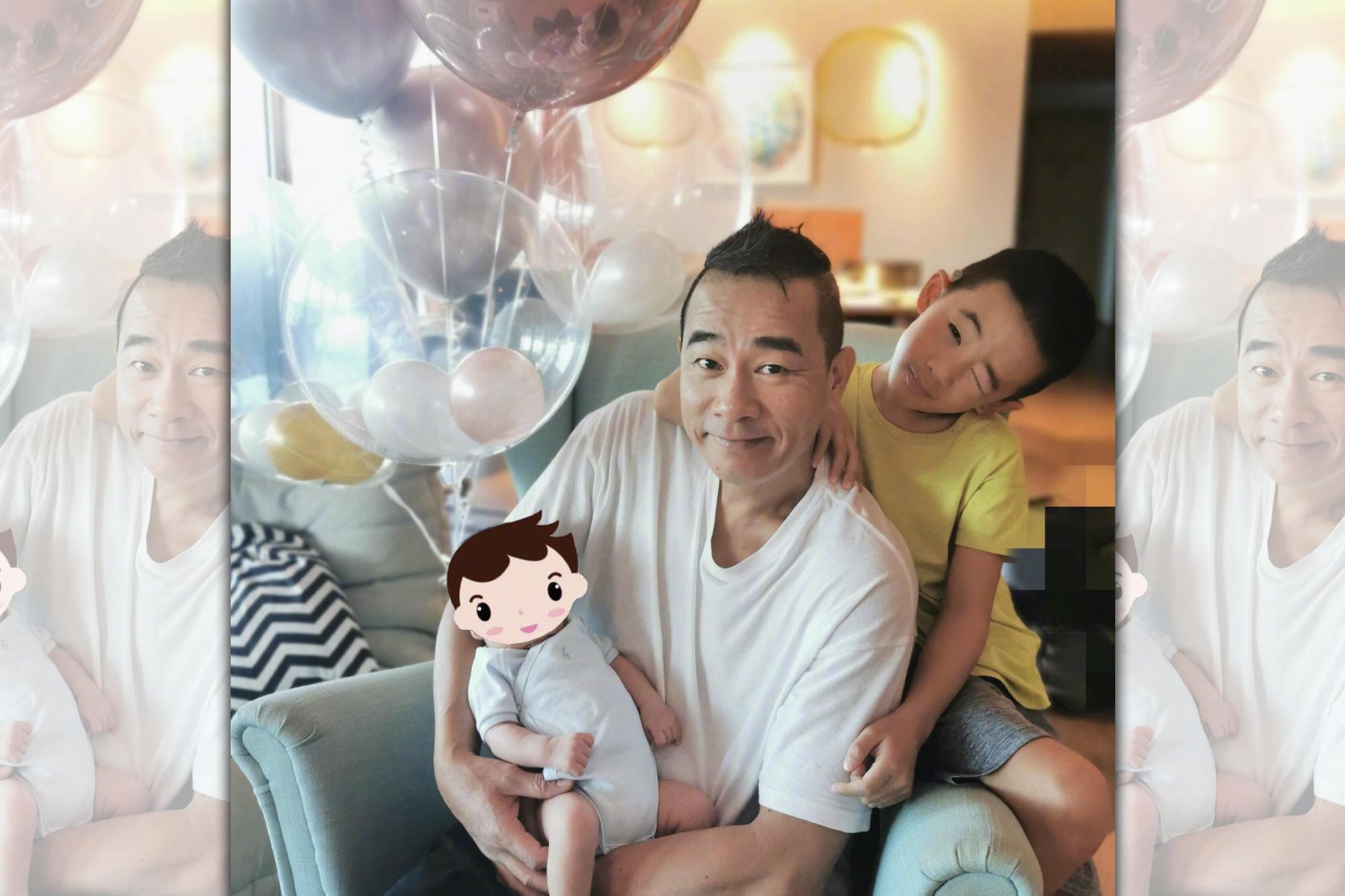 港星陳小春5月底新添家庭成員Hoho,加上大兒子Jasper升級為一家4口。(翻攝自應采兒微博)