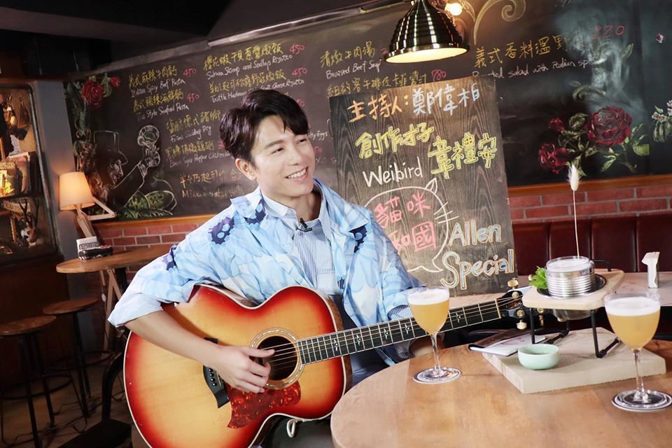 韋禮安推出Podcast，找來音樂圈好友聊天。（翻攝自韋禮安臉書）